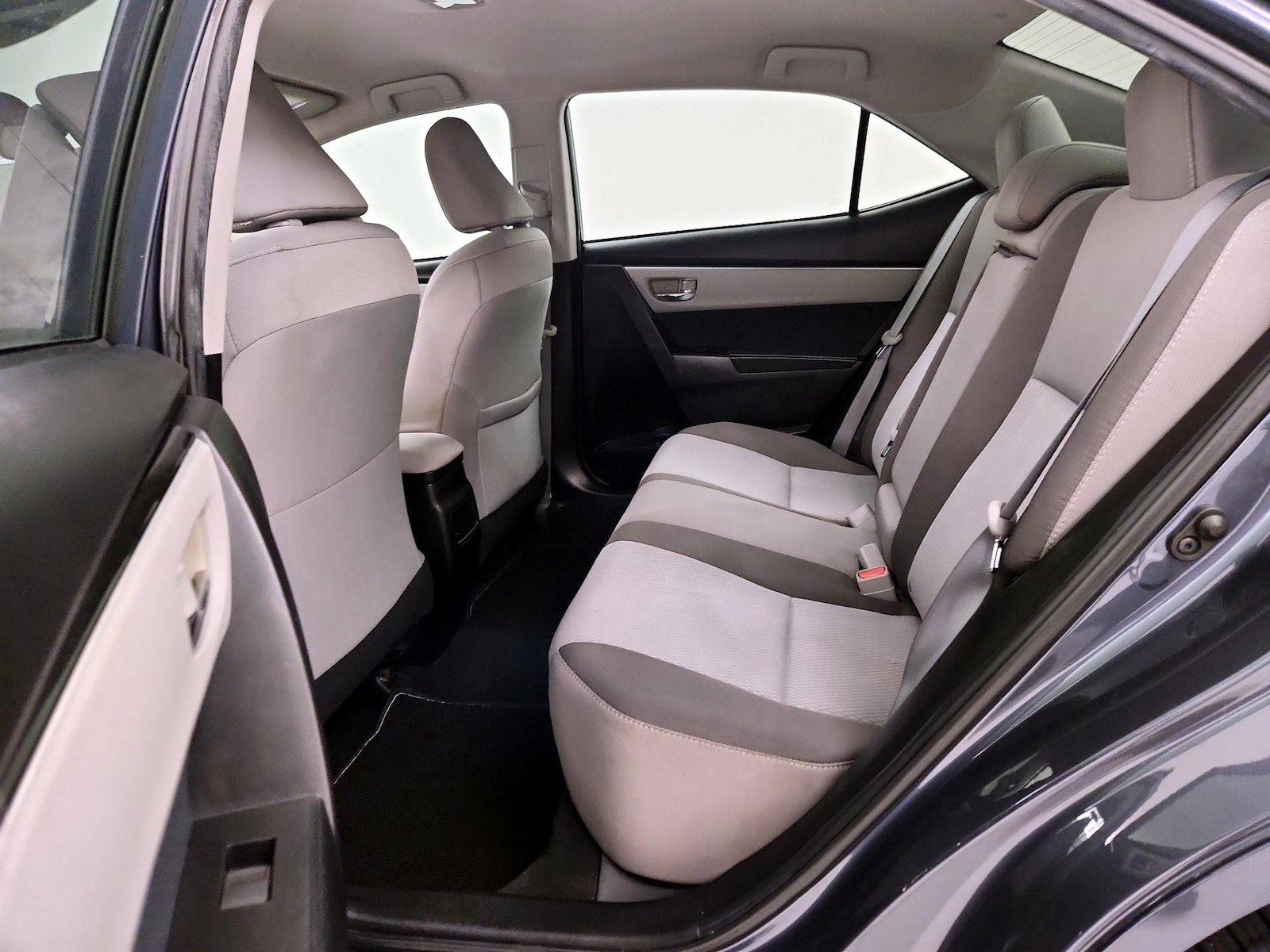 2018 Toyota Corolla LE - Photo 20