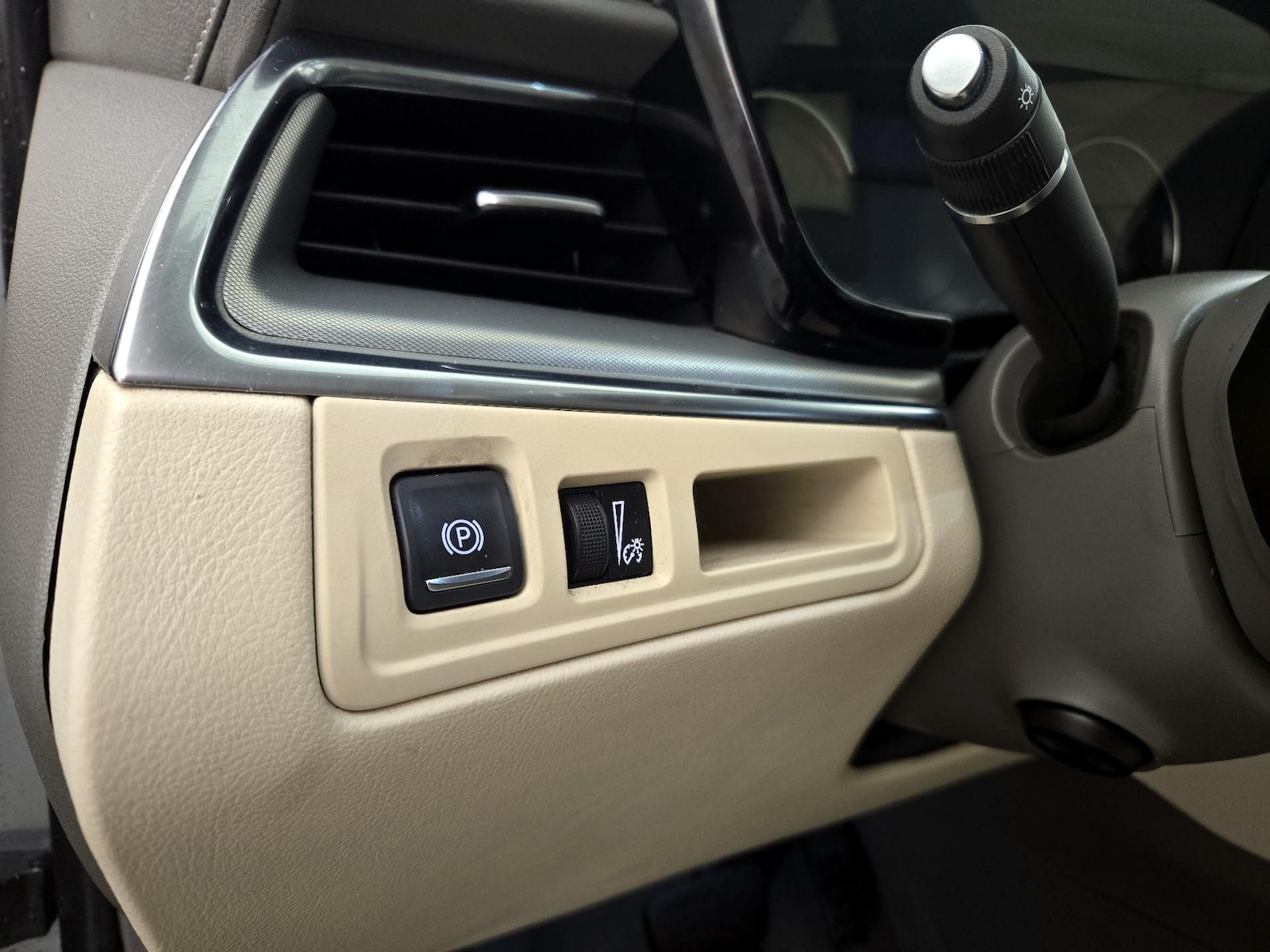 2023 Cadillac XT5 Premium Luxury - Photo 14