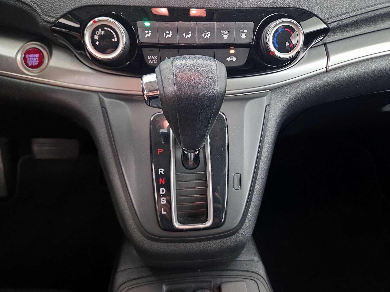 2017 Ford Explorer Limited - Photo 18