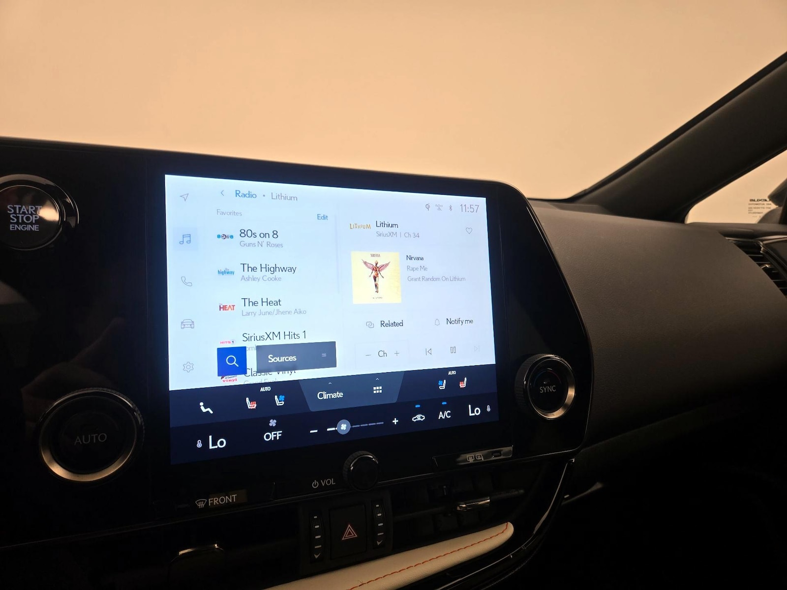 2023 Lexus NX 350 - Photo 16