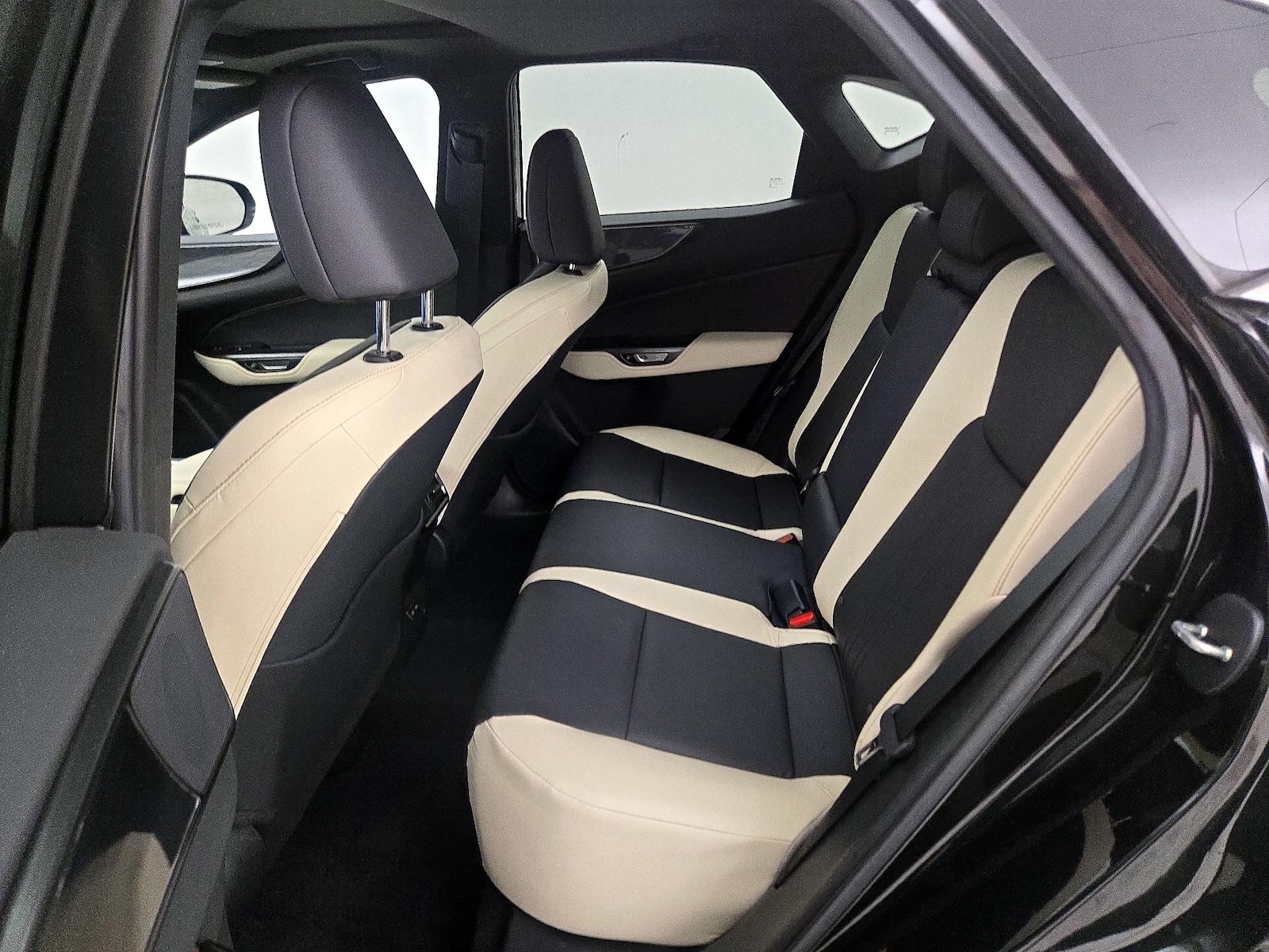 2023 Lexus NX 350 - Photo 21