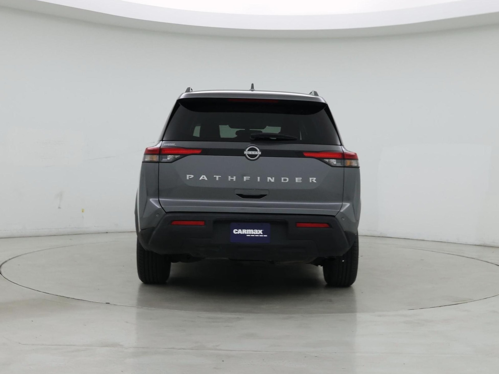 2025 Nissan Pathfinder SV - Photo 7