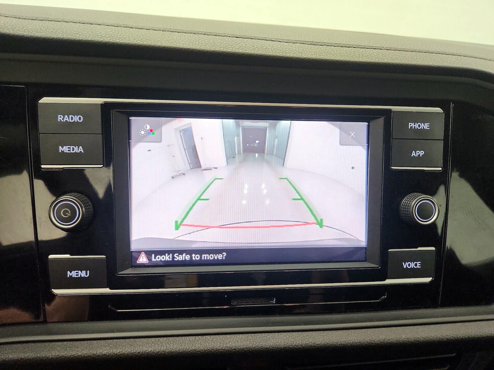 2022 Volkswagen Jetta Sport - Photo 14