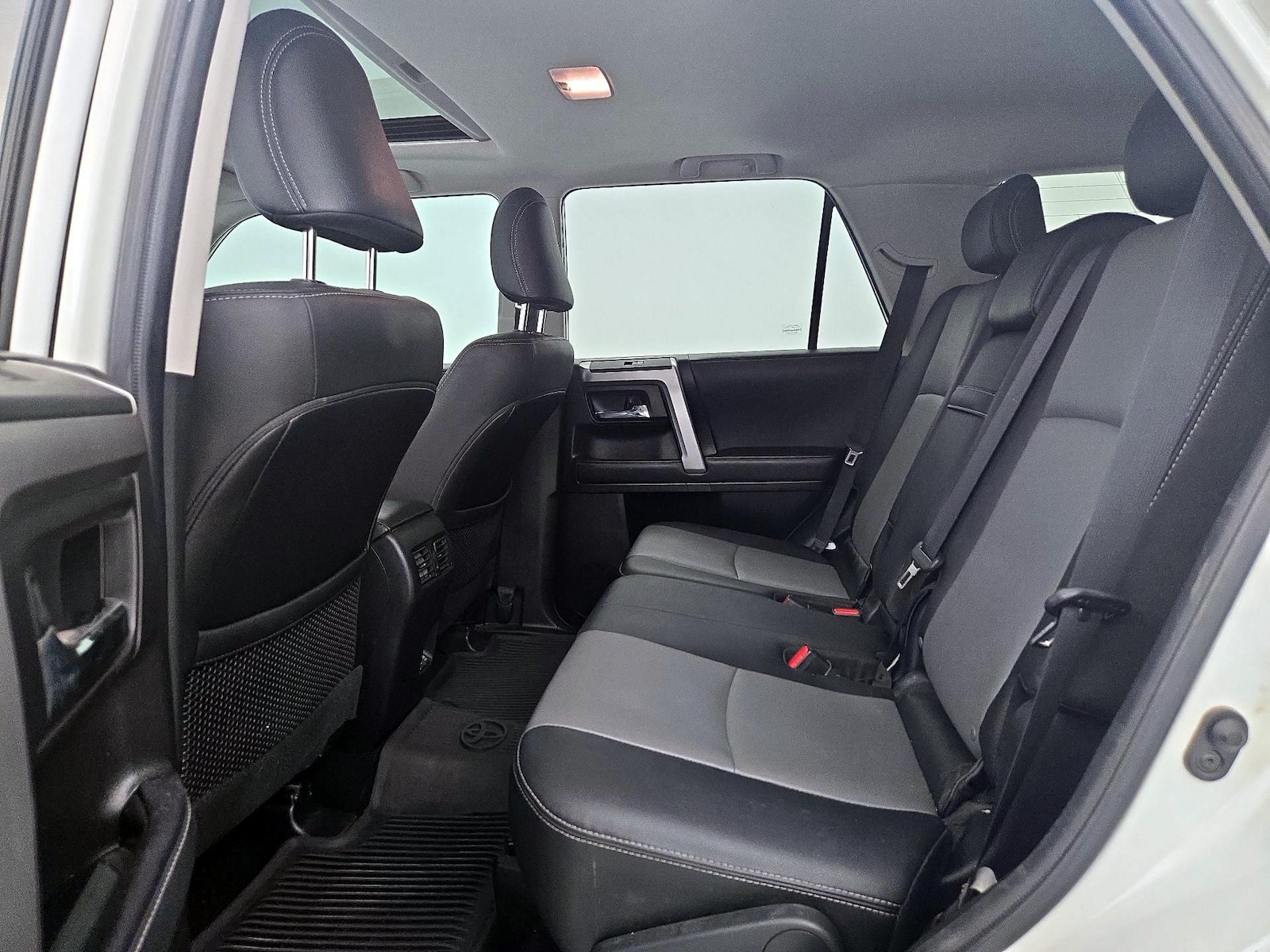 2022 Toyota 4Runner SR5 Premium - Photo 22