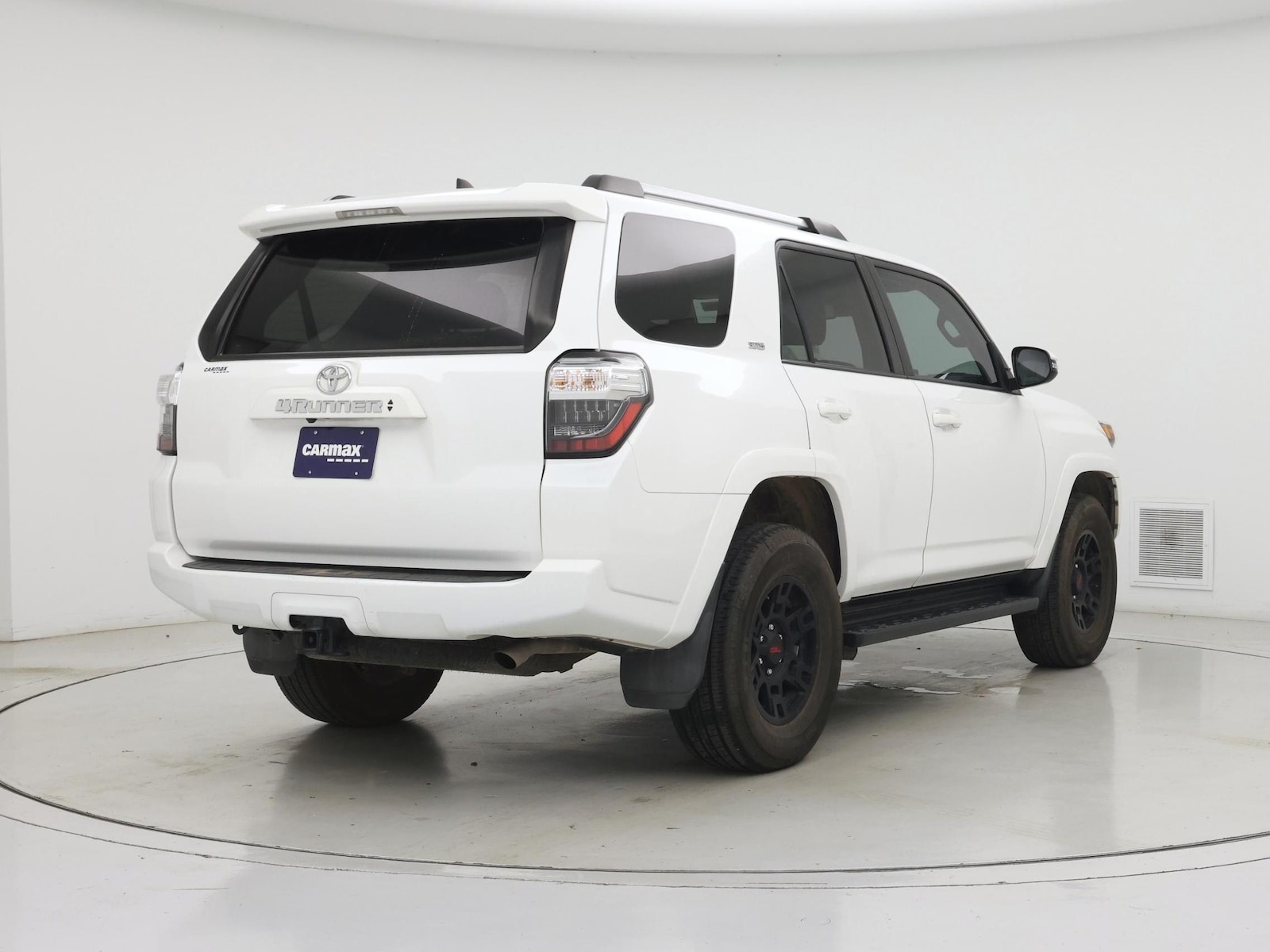 2022 Toyota 4Runner SR5 Premium - Photo 9