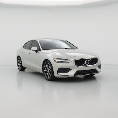 2020 Volvo S60 T6 Momentum