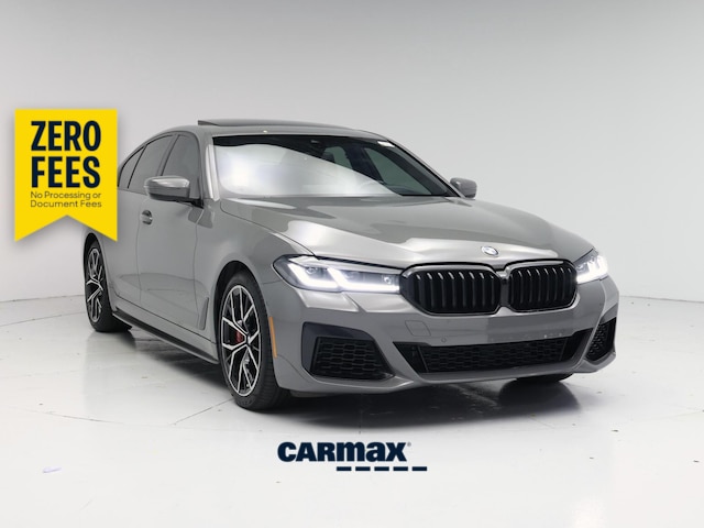 Gray 2022 BMW 5 Series Sedan Rear-Wheel Drive Automatic