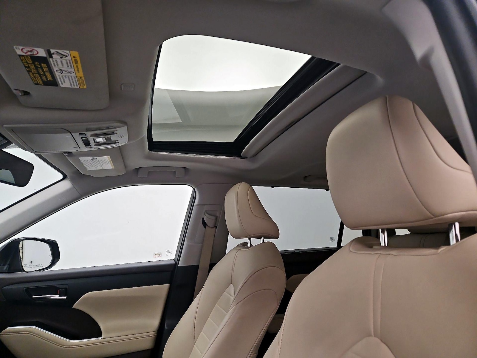 2020 Toyota Highlander XLE - Photo 21