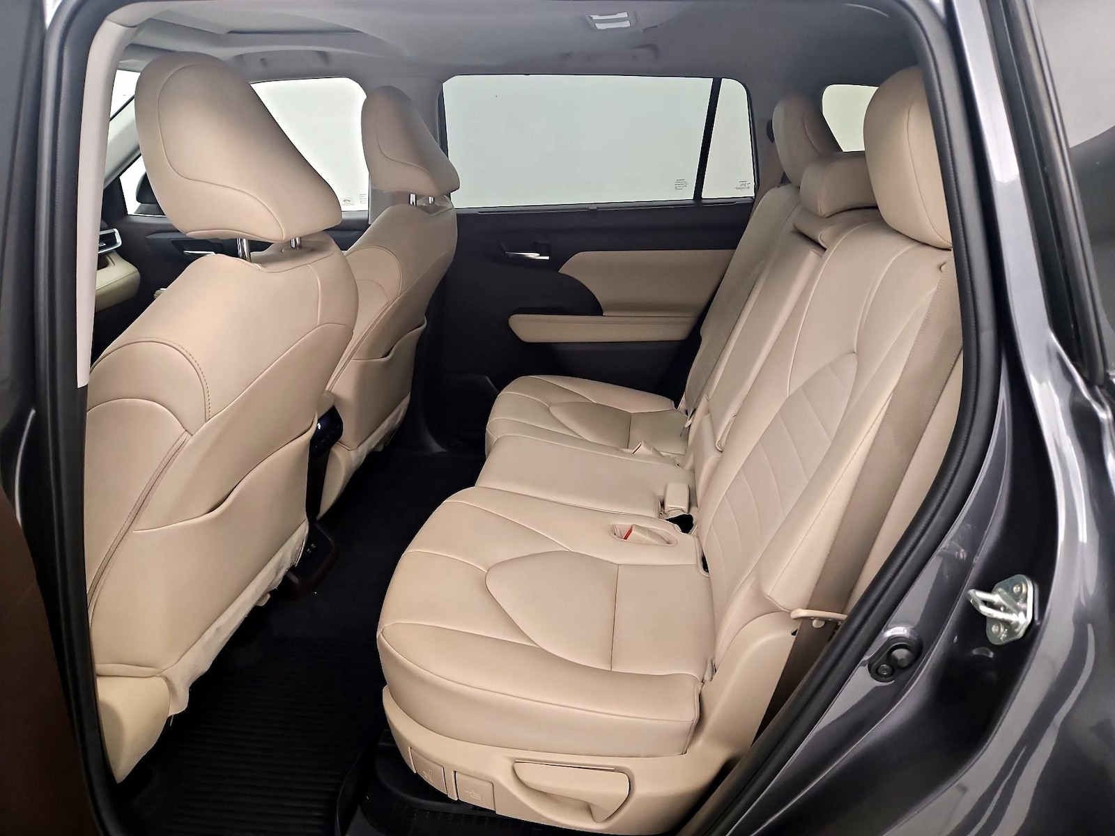 2020 Toyota Highlander XLE - Photo 22