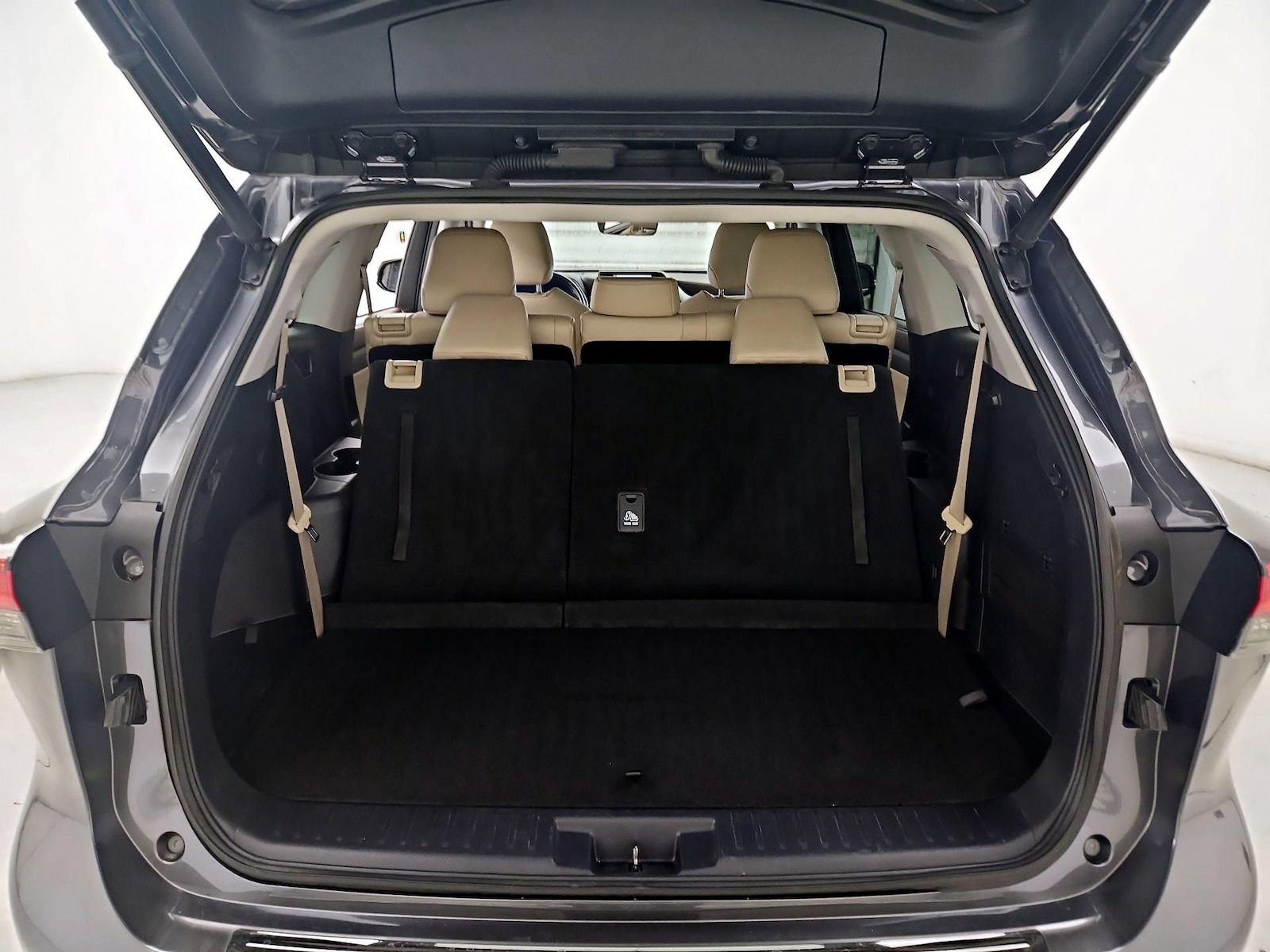 2020 Toyota Highlander XLE - Photo 25