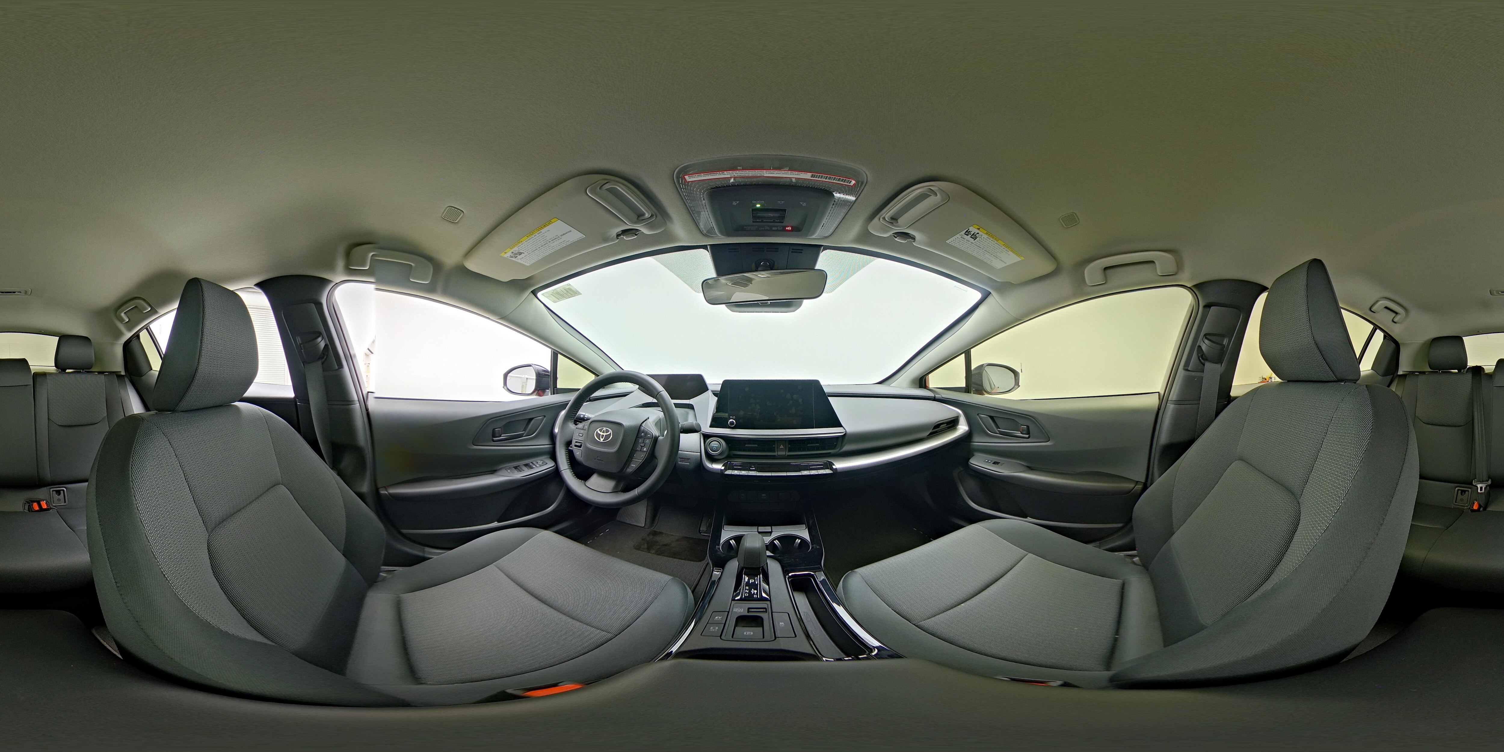 2024 Toyota Prius LE - Photo 24