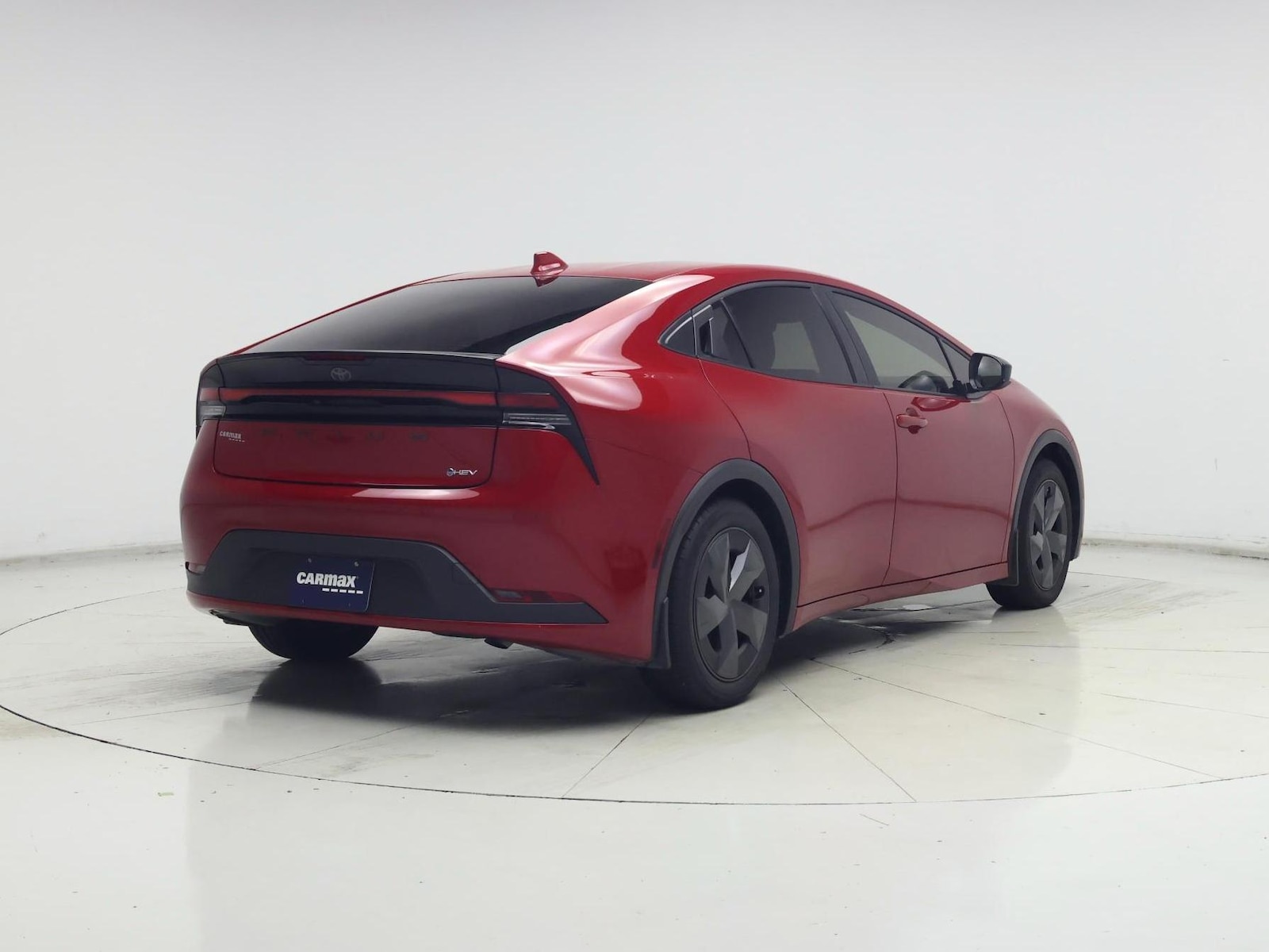 2024 Toyota Prius LE - Photo 9