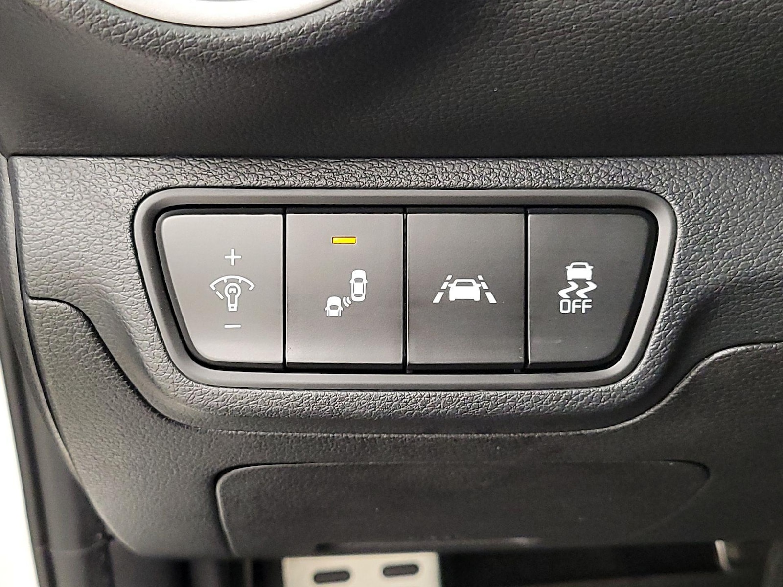 2021 Kia Forte GT - Photo 14