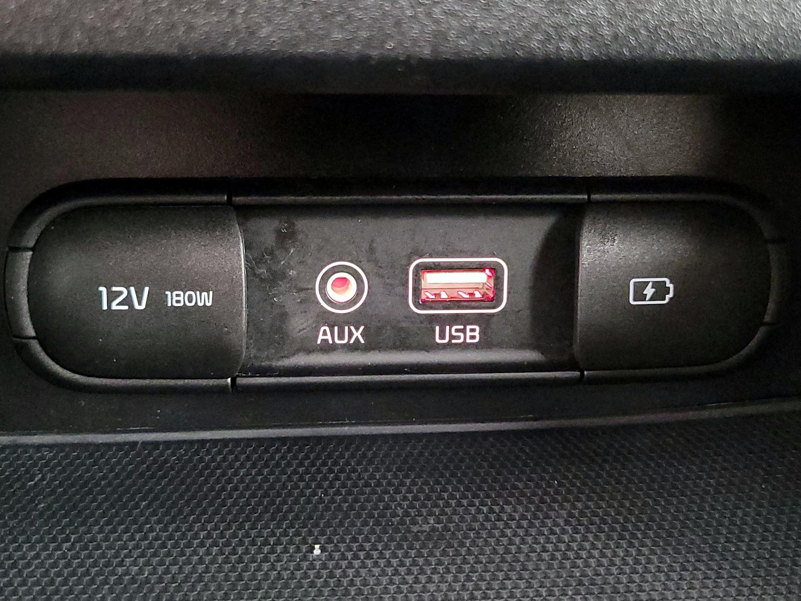 2021 Kia Forte GT - Photo 19
