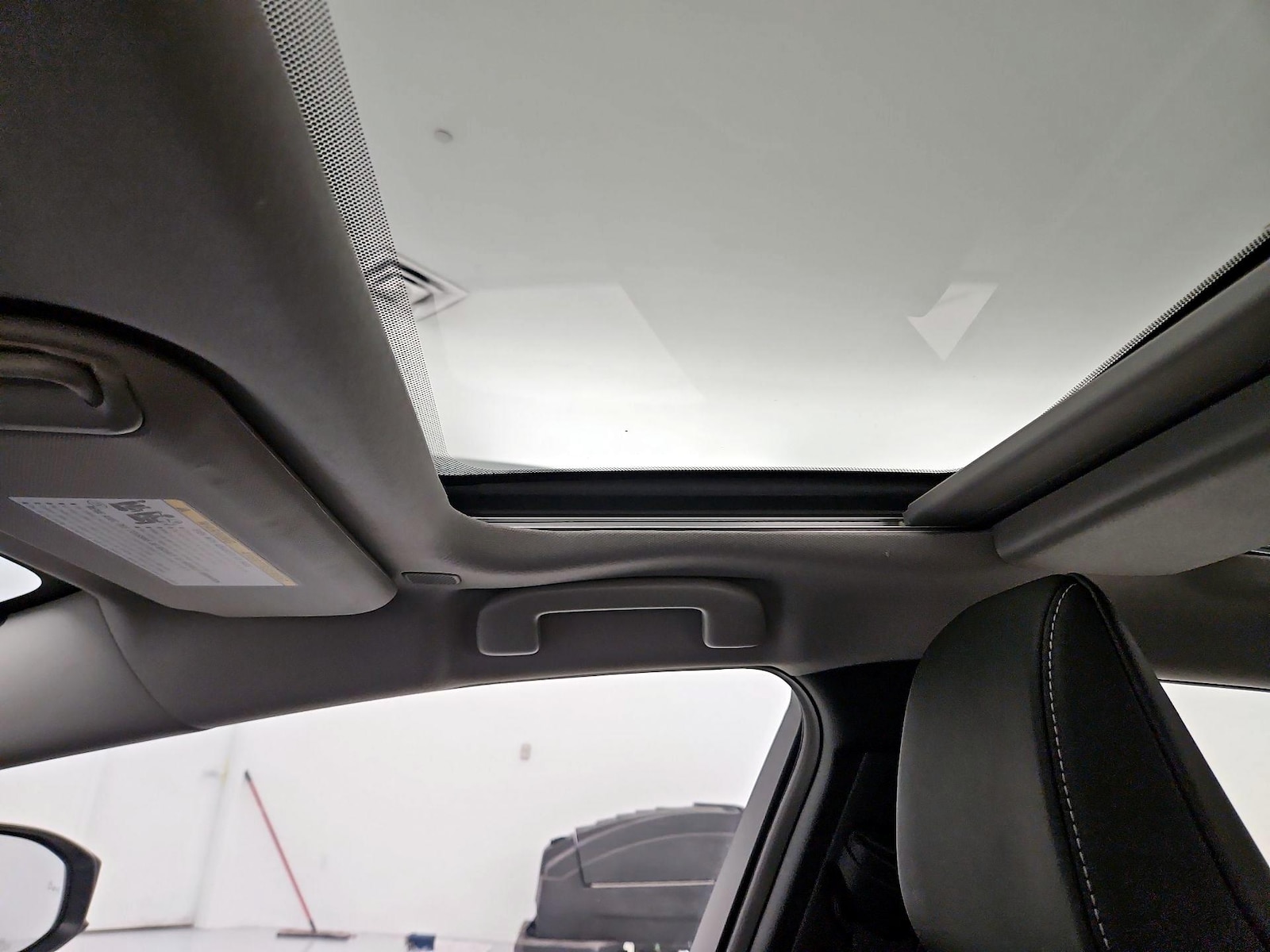 Skylight(s) & Overhead Airbags