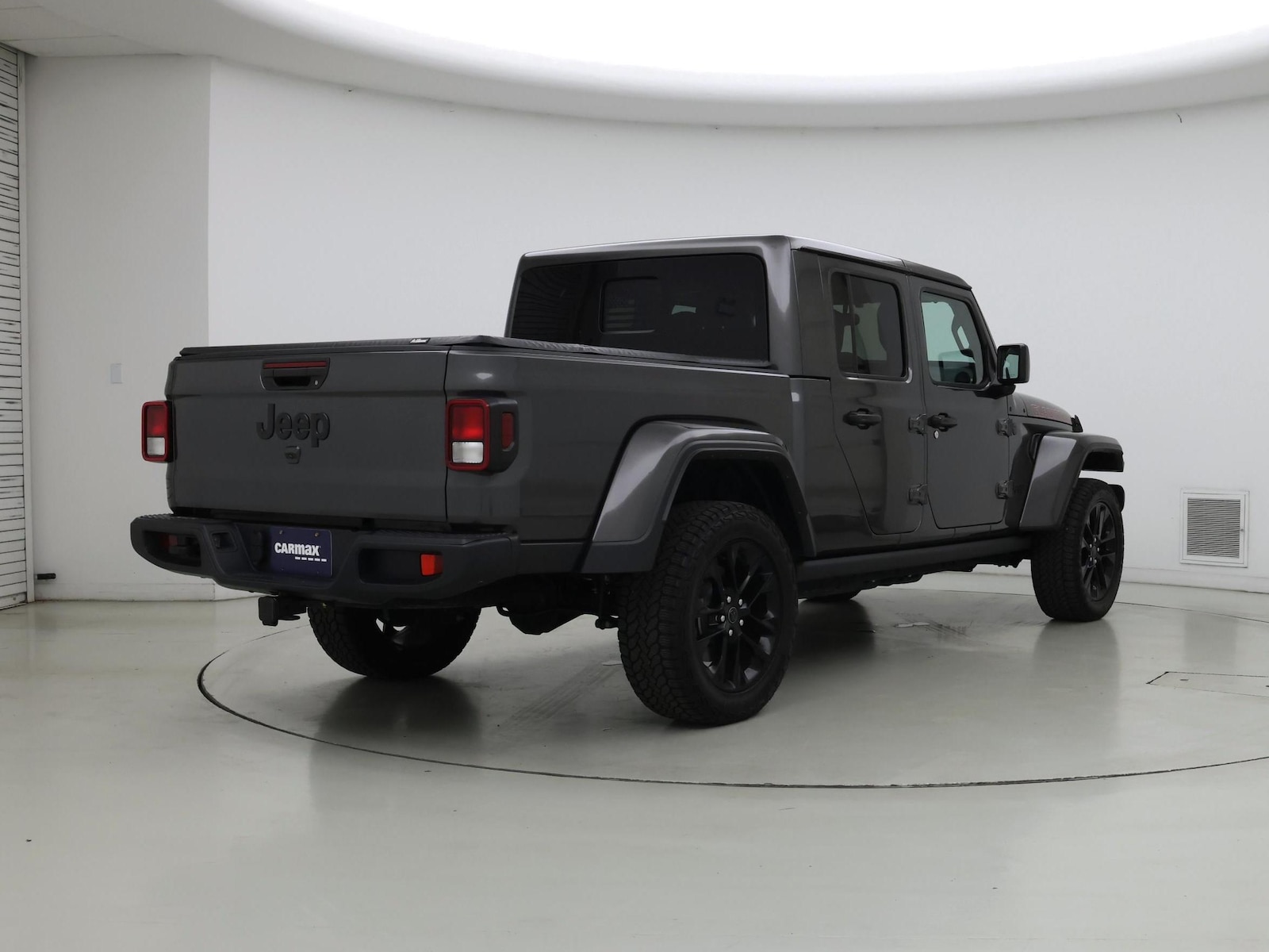 2025 Jeep Gladiator Nighthawk - Photo 9