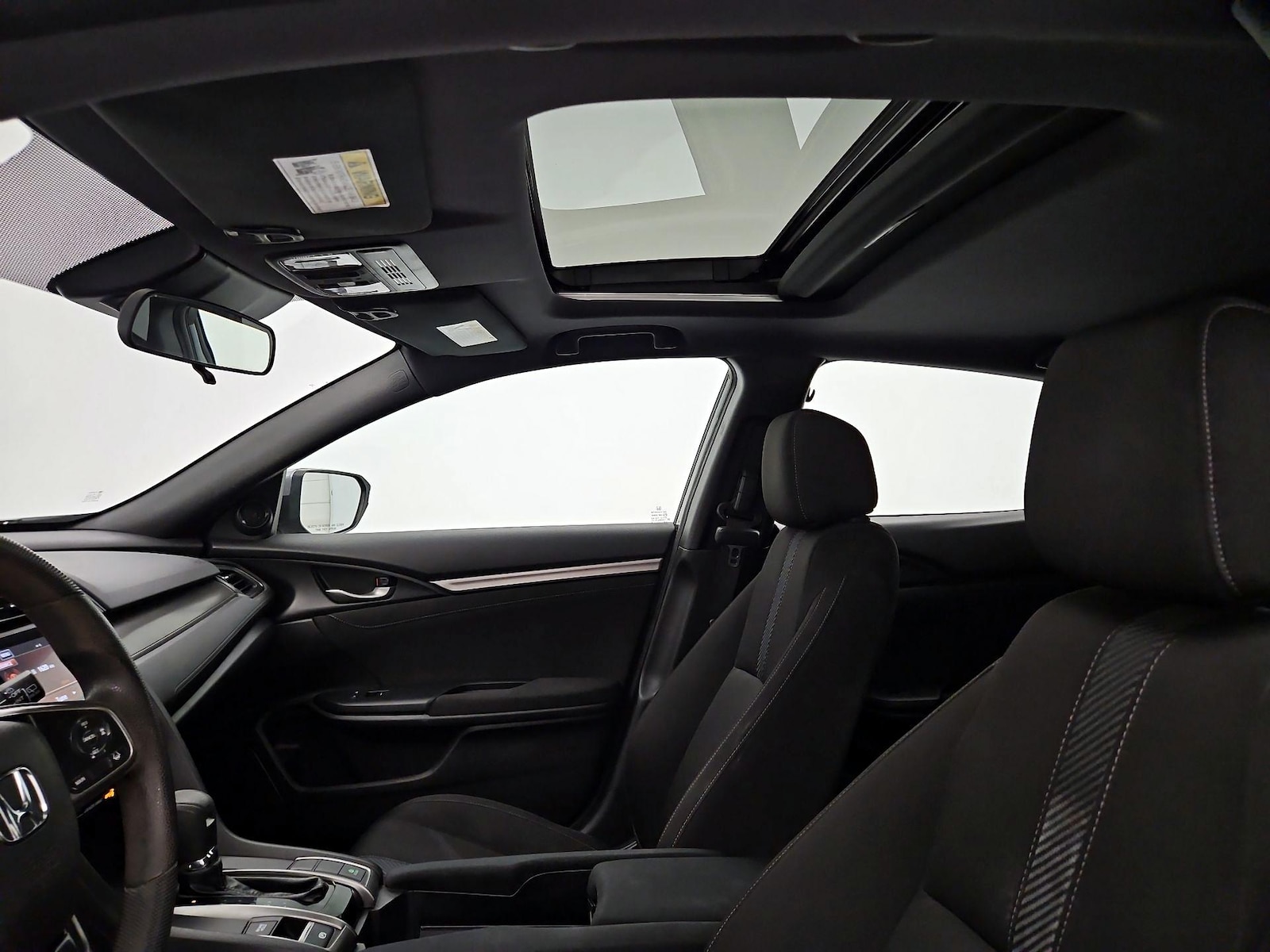 Sunroof(s) & Overhead Airbags
