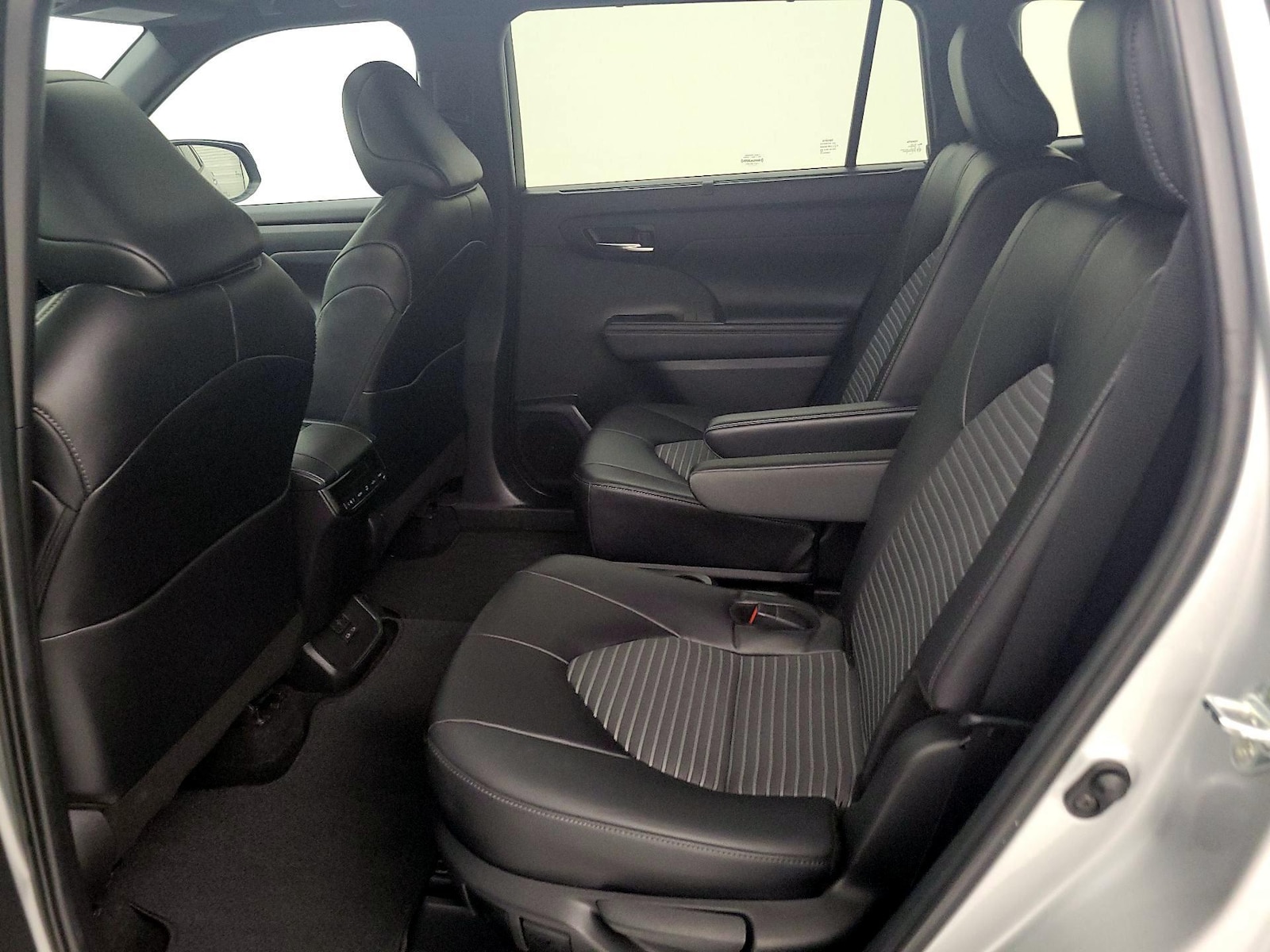 Rear Air Conditioning