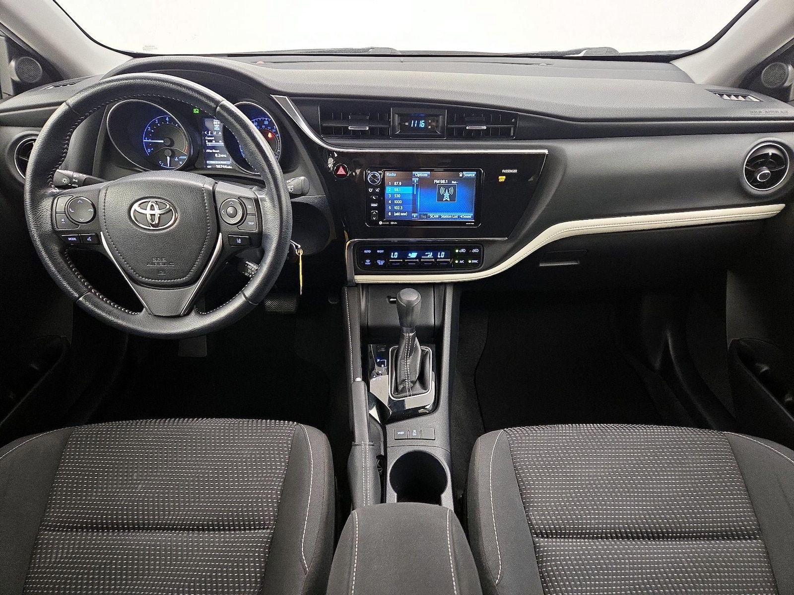 2018 Toyota Corolla iM Base - Photo 10