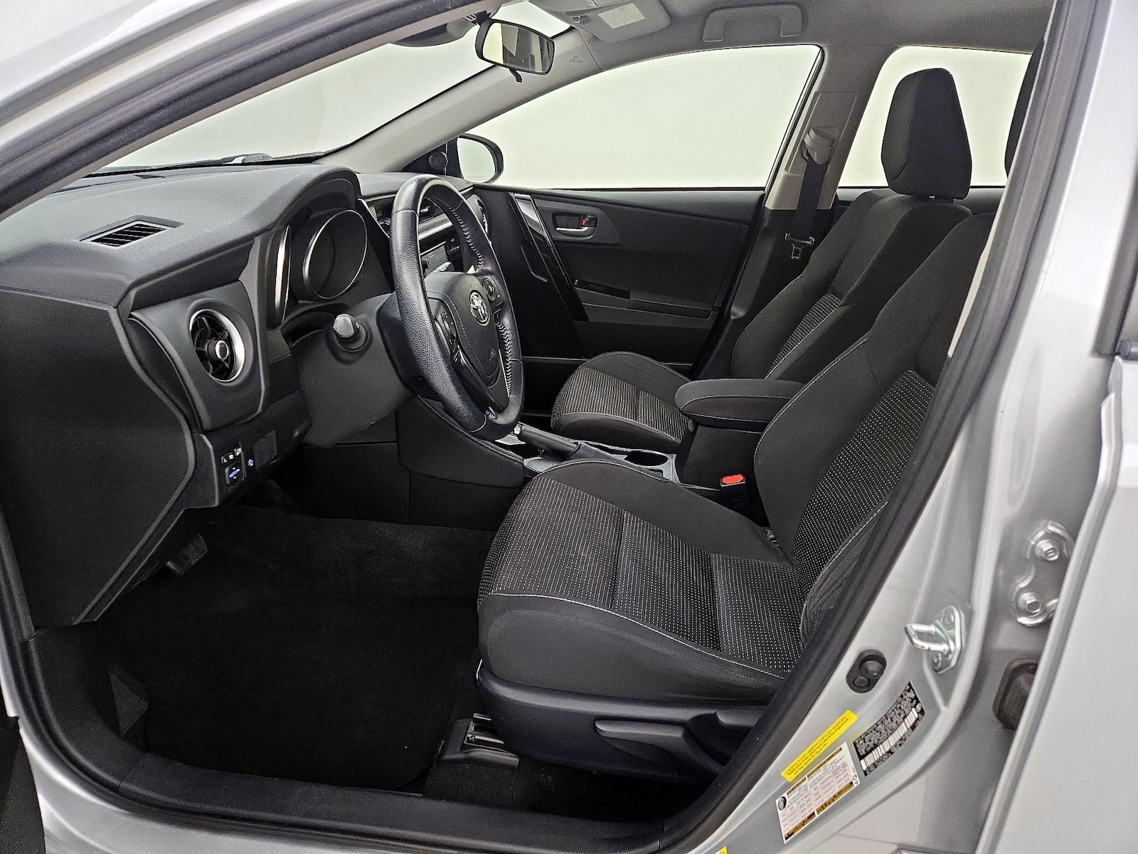 2018 Toyota Corolla iM Base - Photo 12