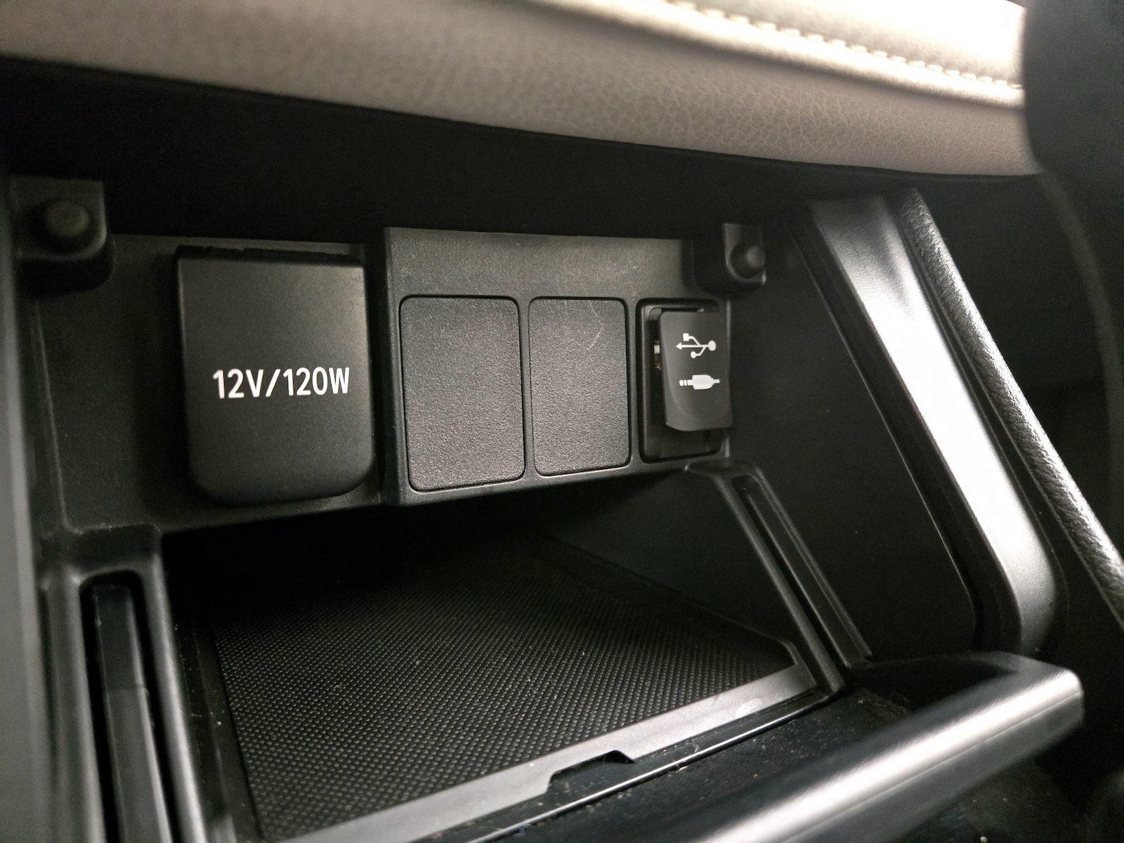 2018 Toyota Corolla iM Base - Photo 19