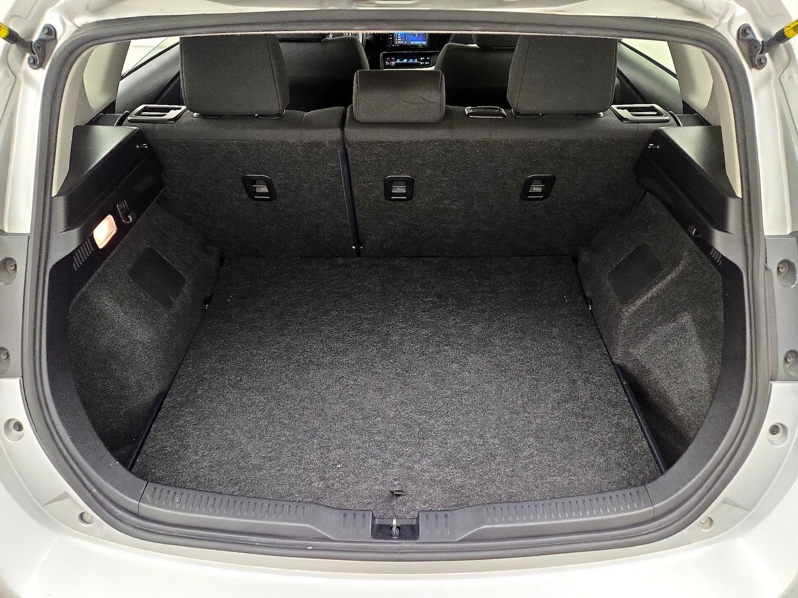 2018 Toyota Corolla iM Base - Photo 21