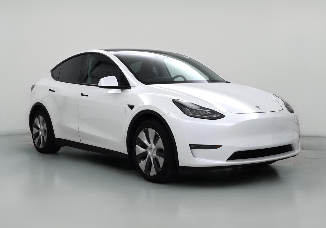 2021 Tesla Model Y Long Range All-Wheel Drive in White — CarMax photo