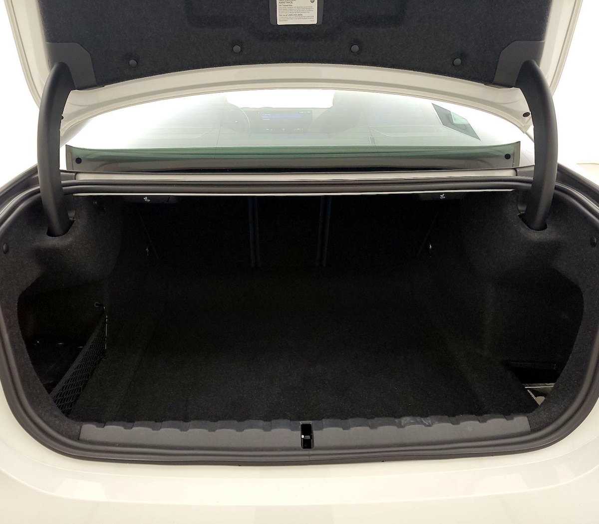 Trunk/Cargo (Seats Up)