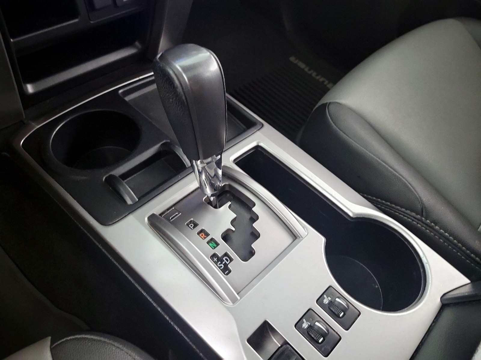 2021 Toyota 4Runner SR5 Premium - Photo 17