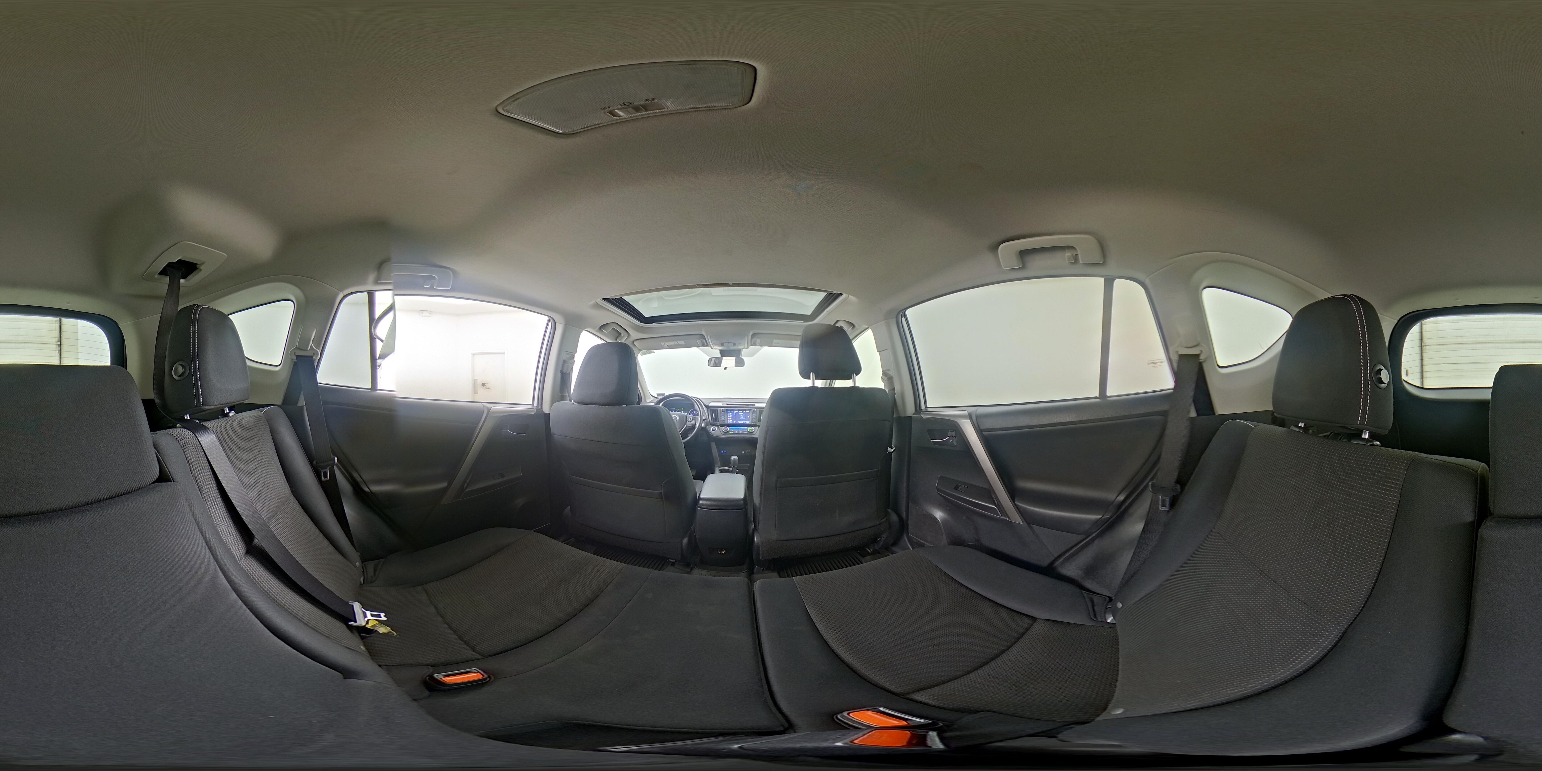 2017 Toyota RAV4 XLE - Photo 26