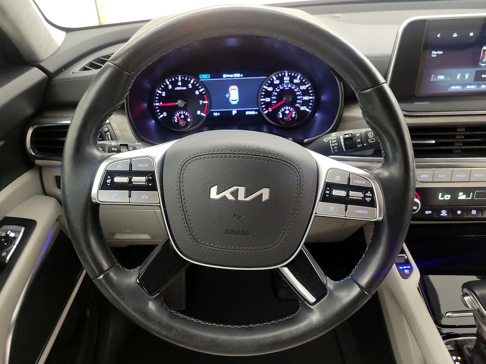 2022 Kia Telluride SX - Photo 11