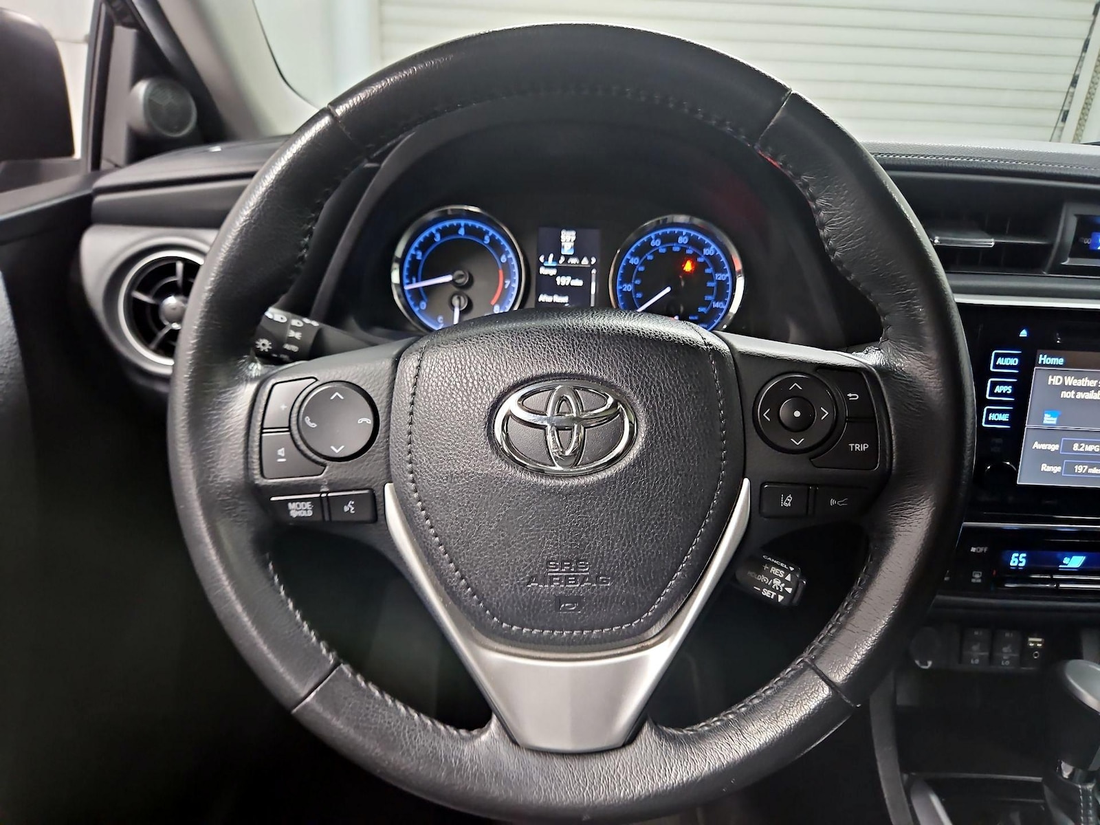2019 Toyota Corolla XLE - Photo 11