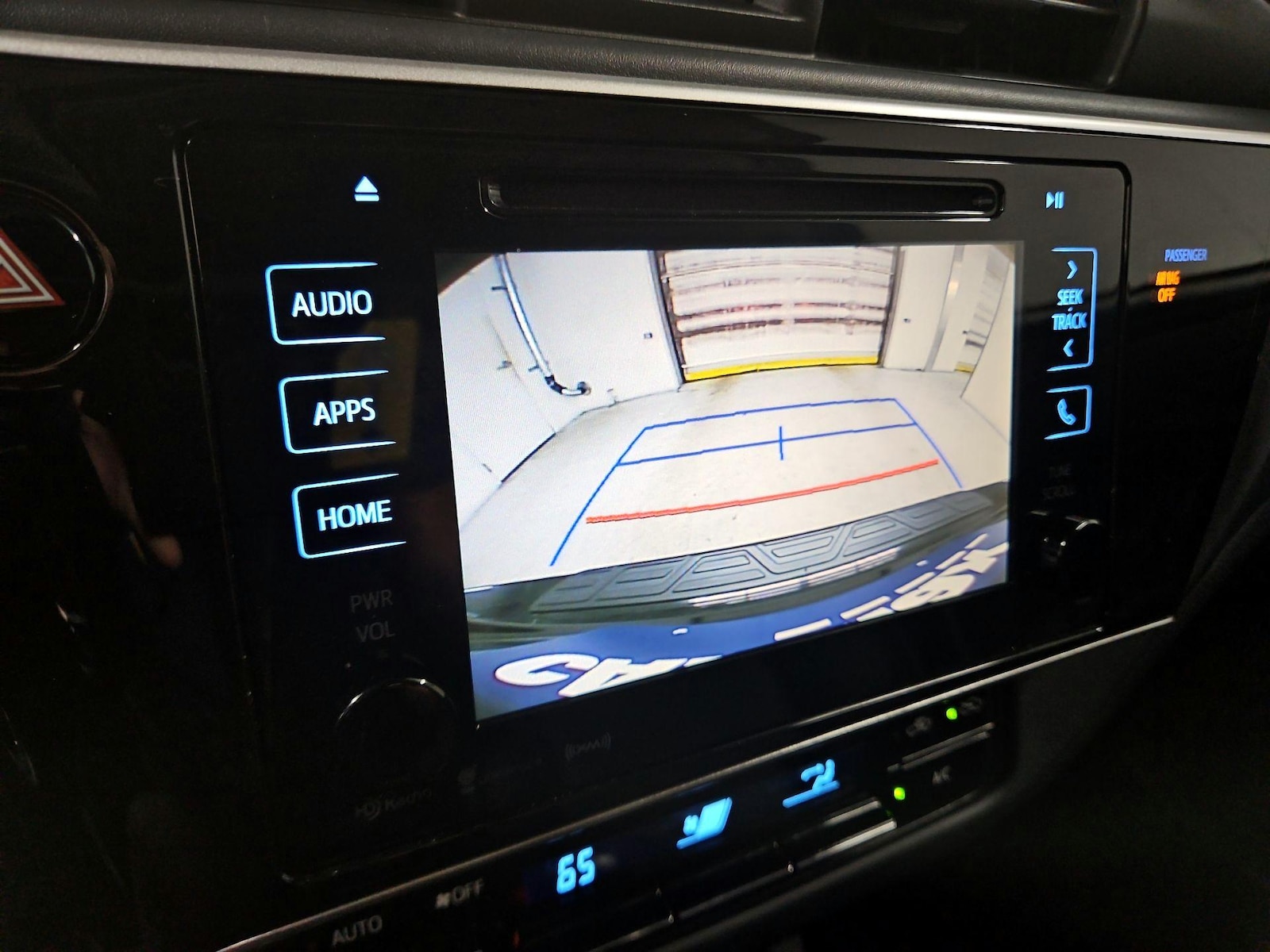 2019 Toyota Corolla XLE - Photo 15