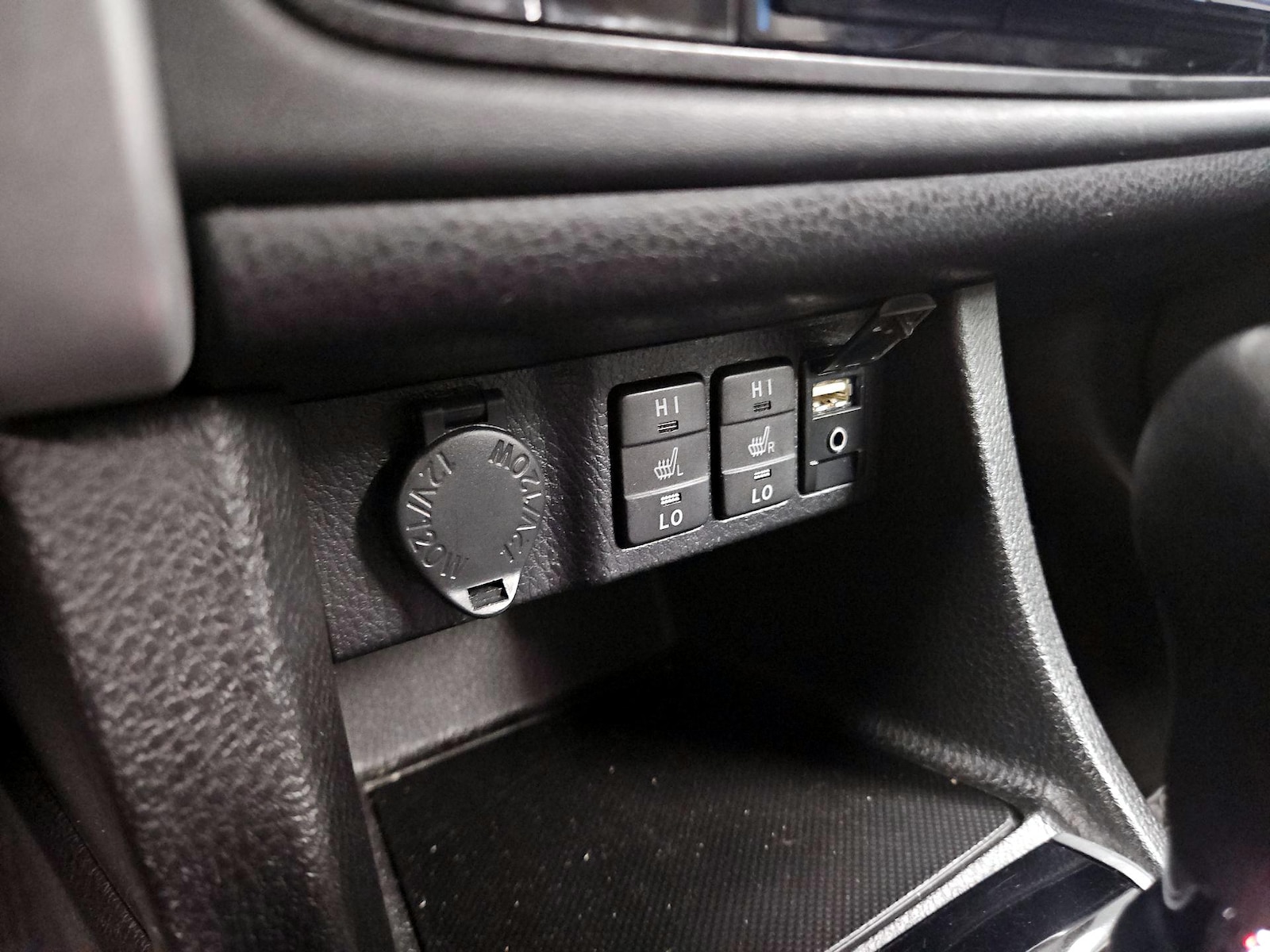 2019 Toyota Corolla XLE - Photo 19