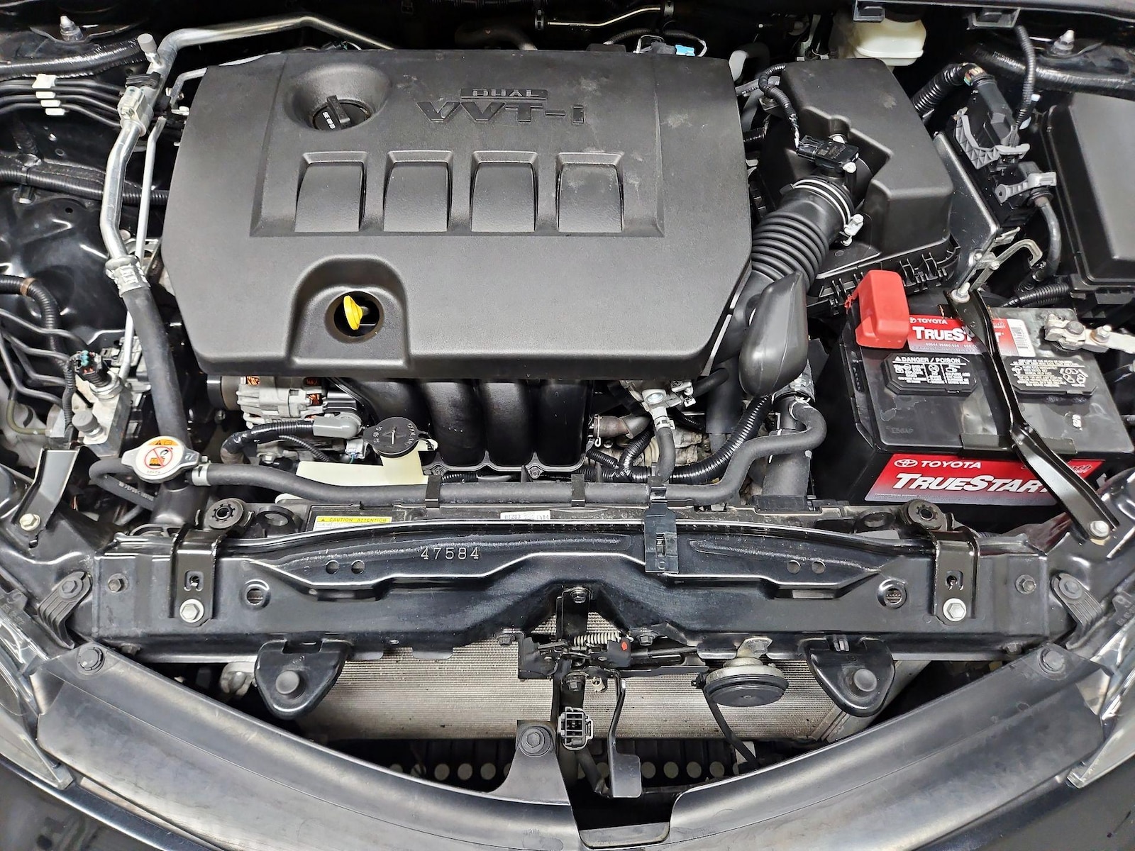 2019 Toyota Corolla XLE - Photo 23