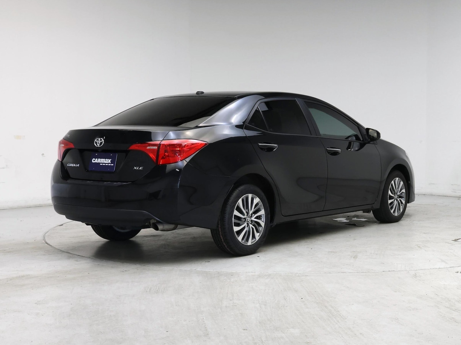 2019 Toyota Corolla XLE - Photo 9