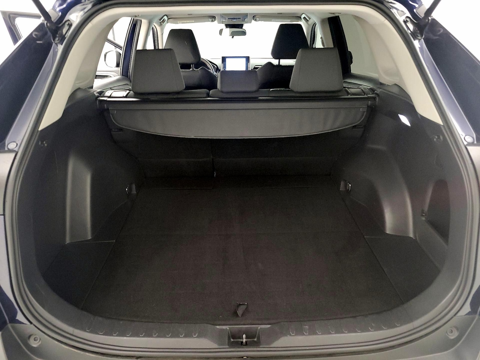 2024 Toyota RAV4 XLE - Photo 21
