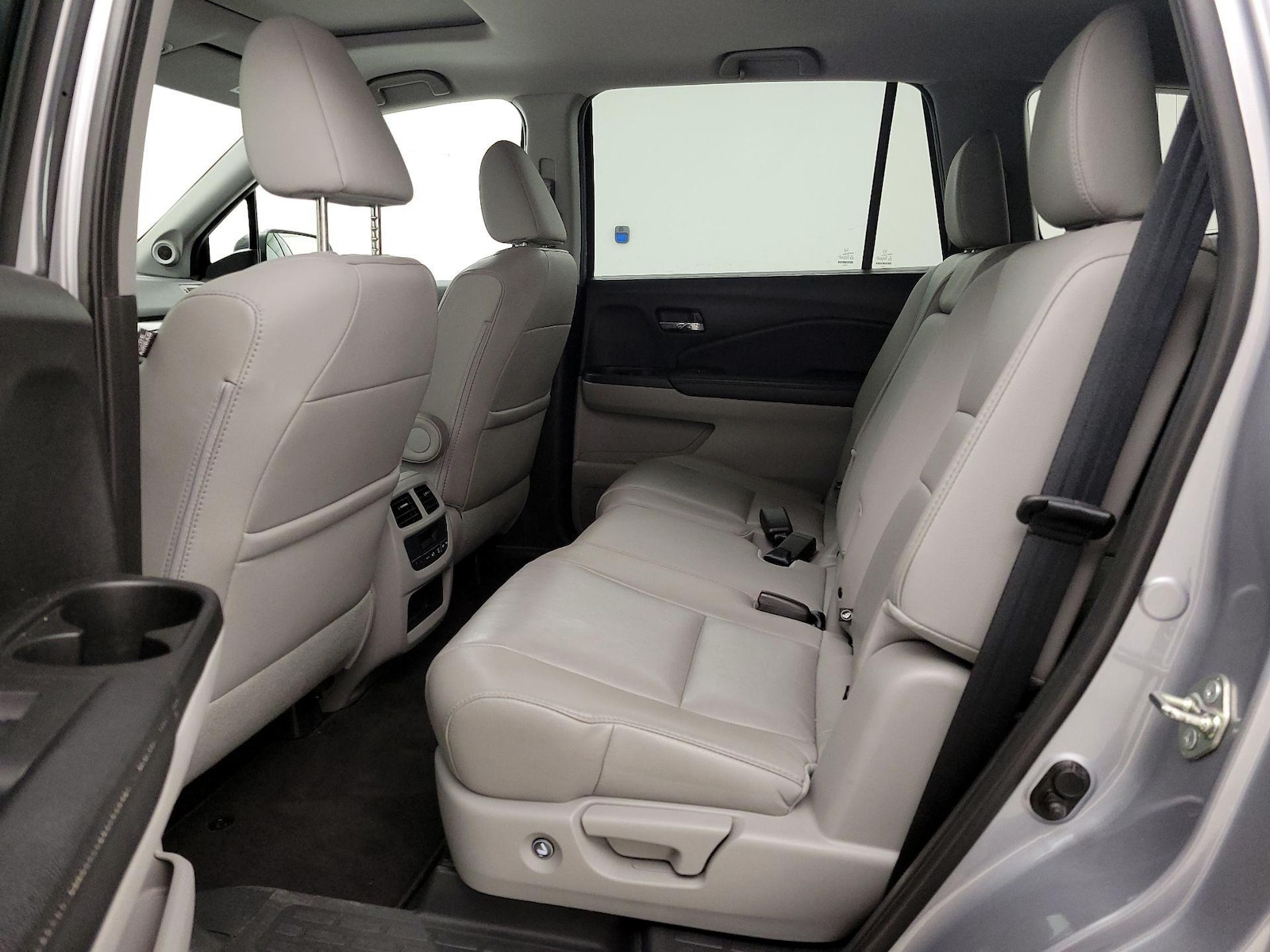 2017 Honda Pilot EX-L - Photo 12