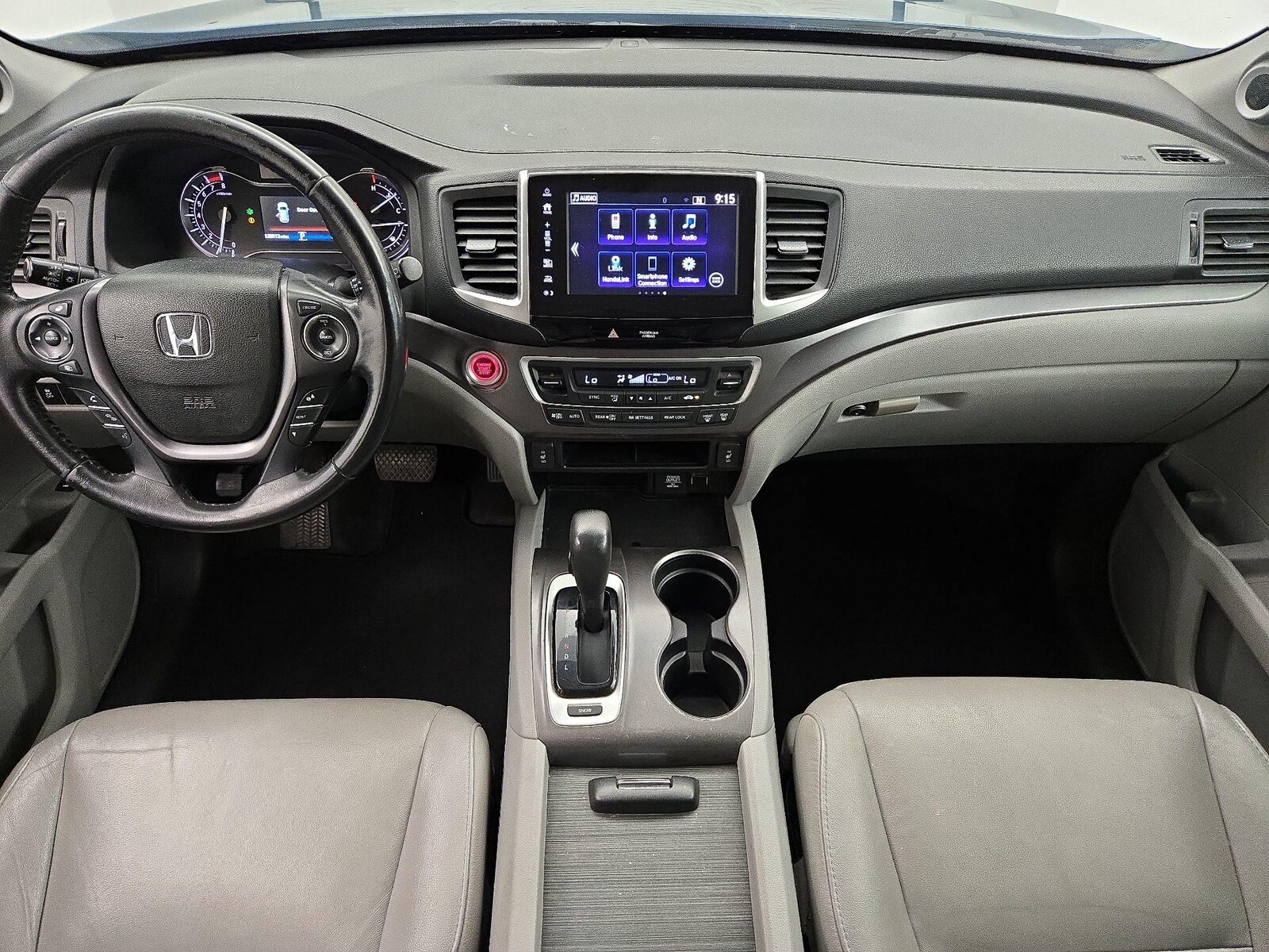 Apple CarPlay® & Android Auto™