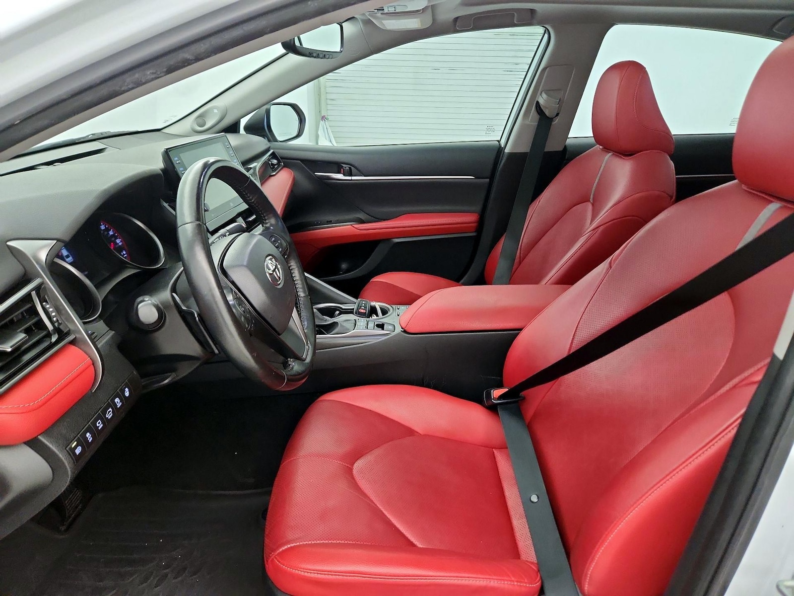 2021 Toyota Camry XSE - Photo 12