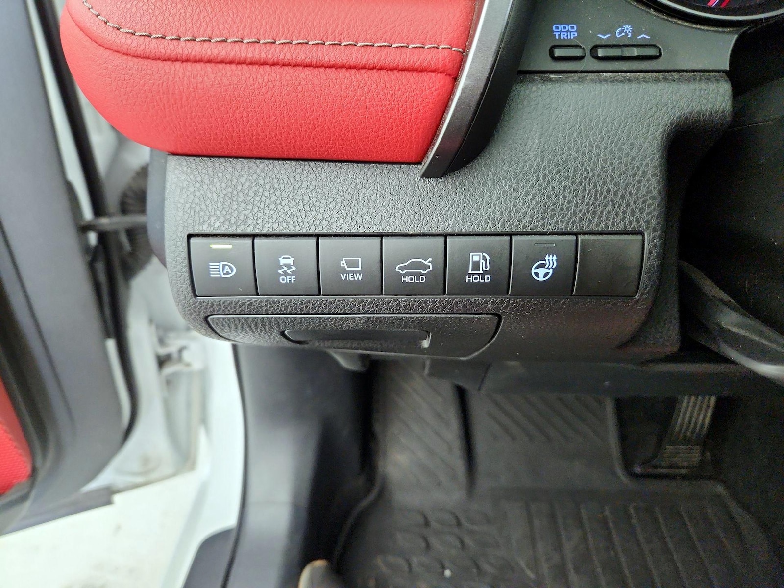 2021 Toyota Camry XSE - Photo 14