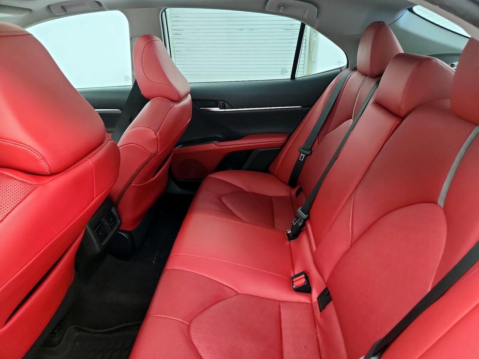 2021 Toyota Camry XSE - Photo 21