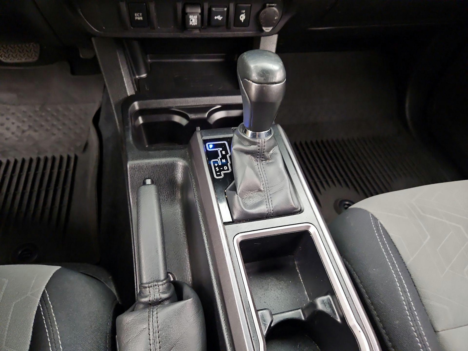 2023 Toyota Tacoma TRD Off Road - Photo 18