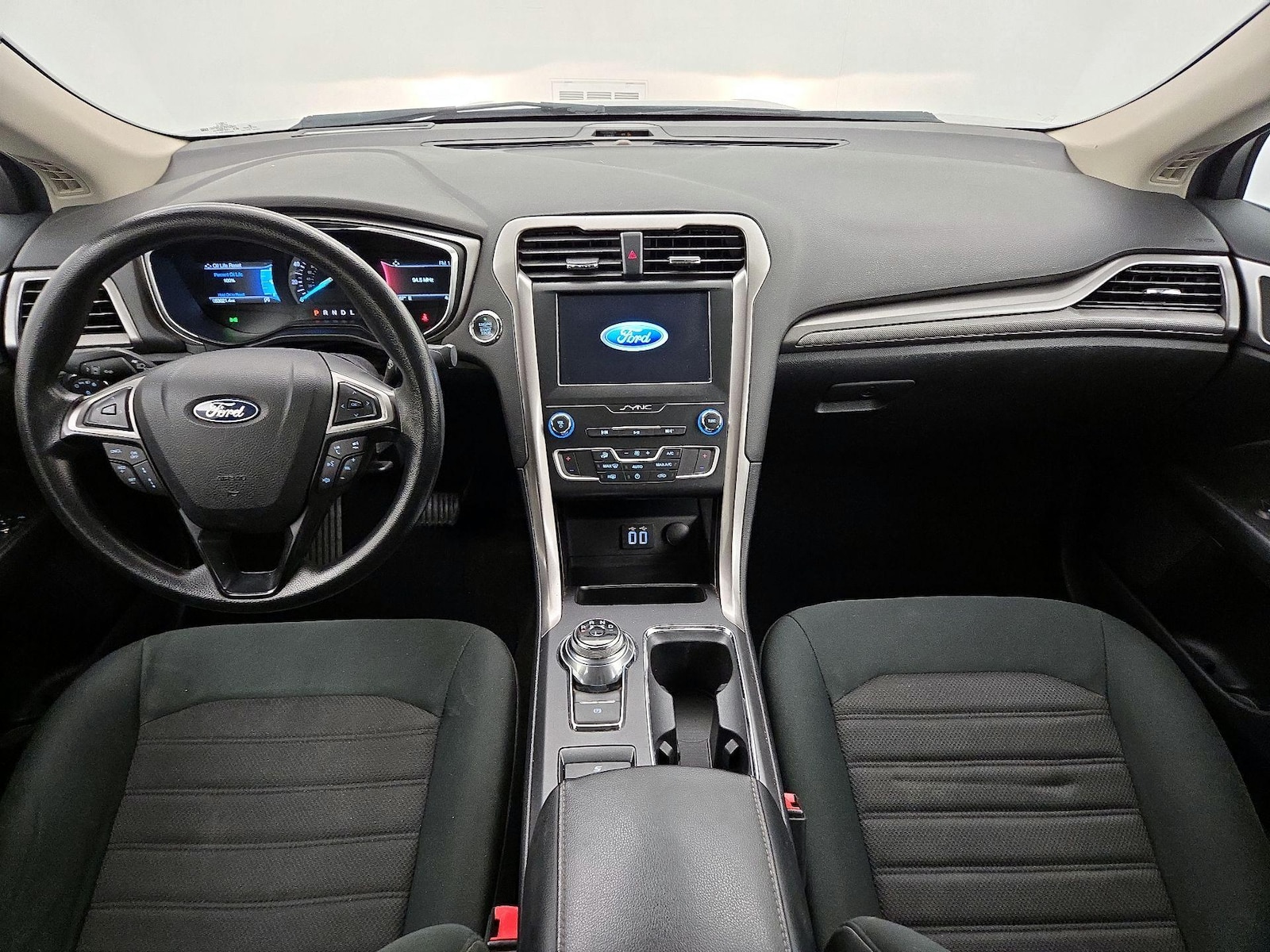 Apple CarPlay® & Android Auto™