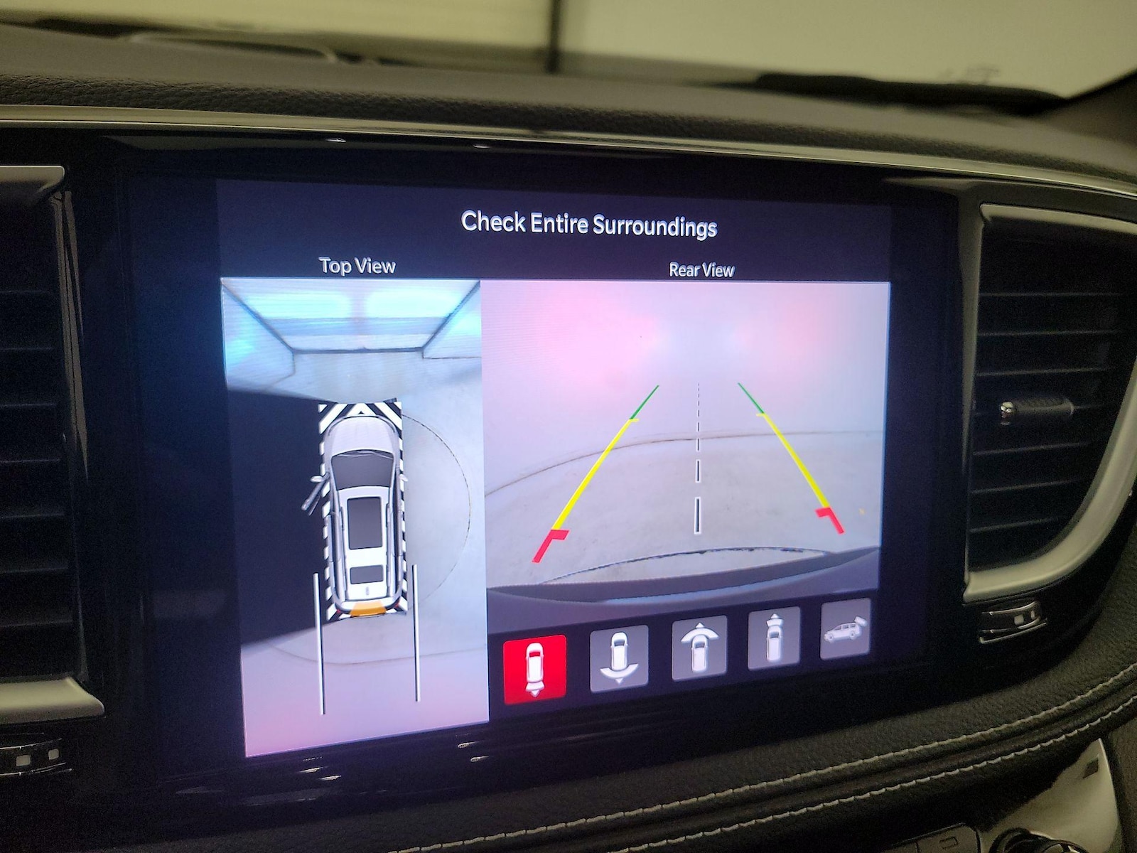 2023 Chrysler Pacifica Hybrid Limited - Photo 16