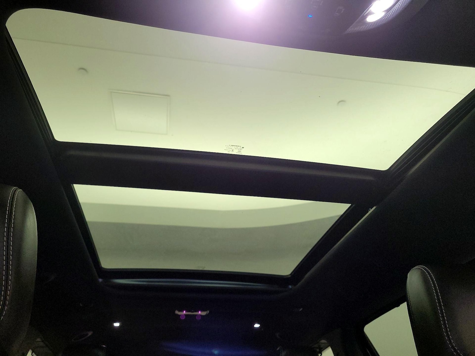 2023 Chrysler Pacifica Hybrid Limited - Photo 21