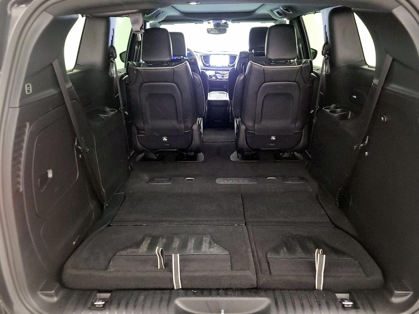 2023 Chrysler Pacifica Hybrid Limited - Photo 25
