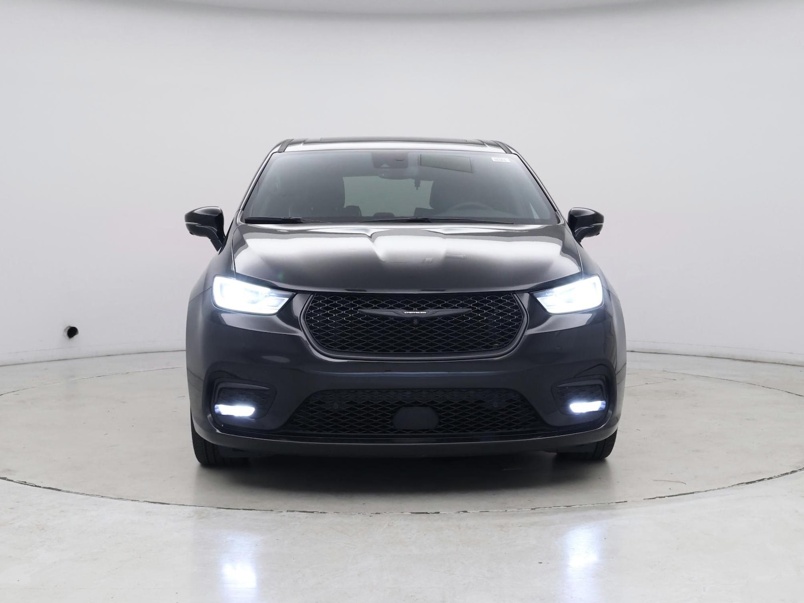 2023 Chrysler Pacifica Hybrid Limited - Photo 6