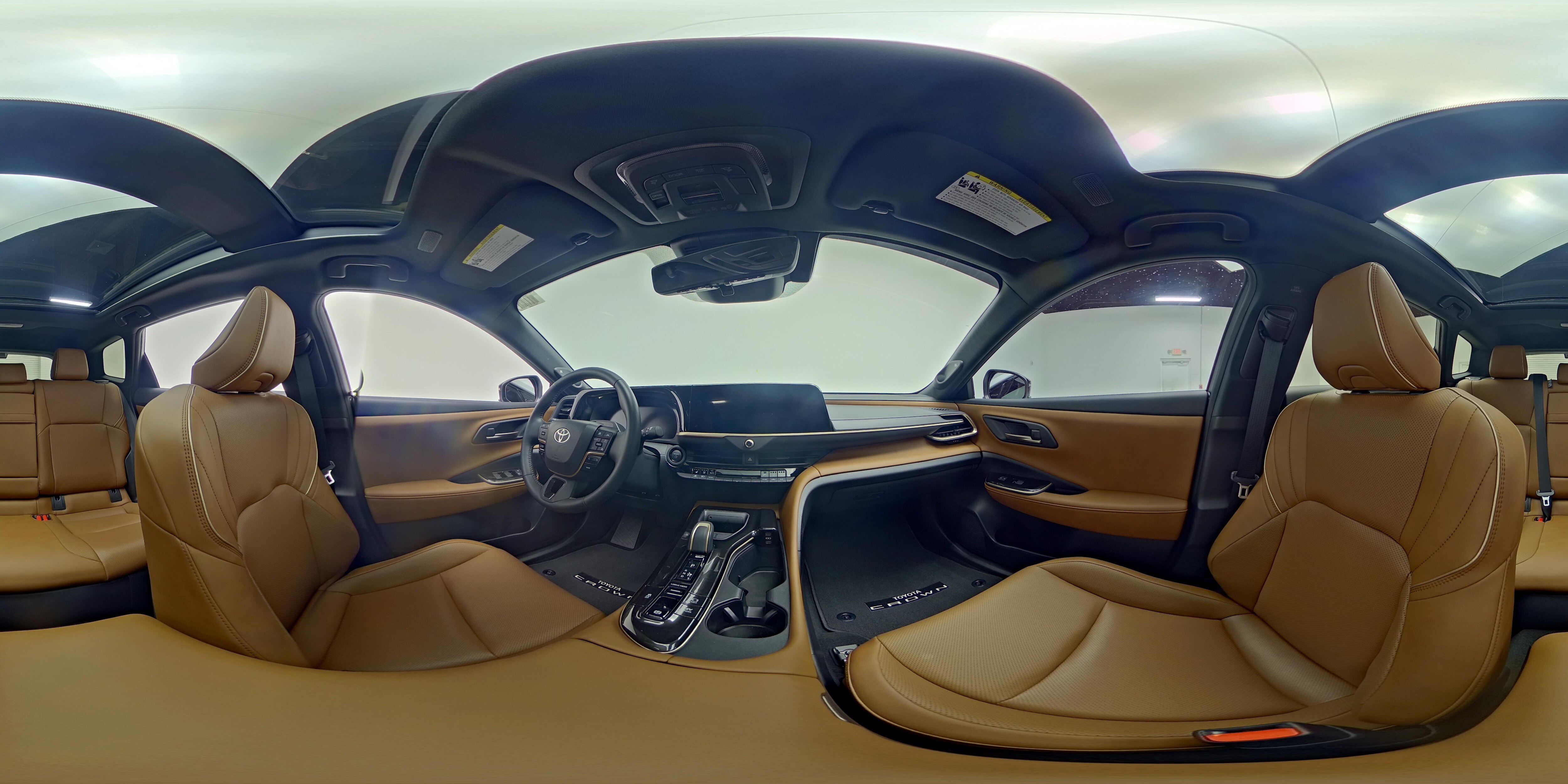 2025 Toyota Crown Signia Limited - Photo 27