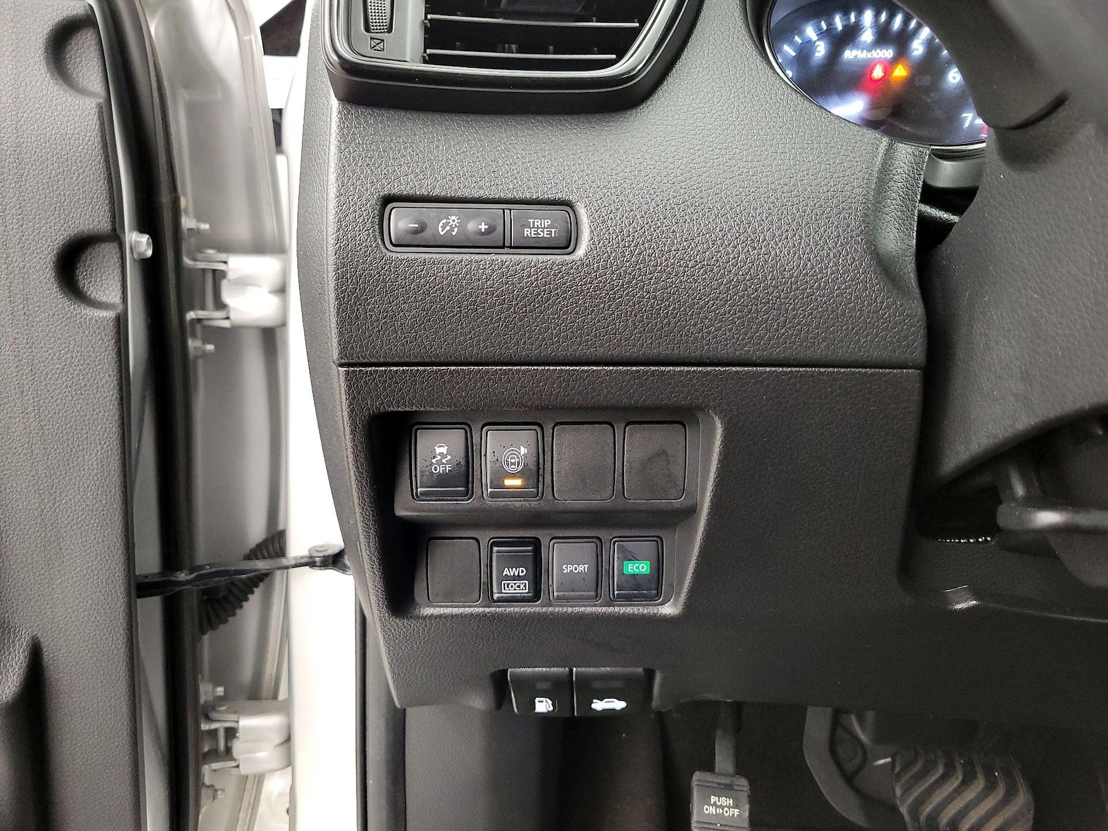 2017 Nissan Rogue S - Photo 14